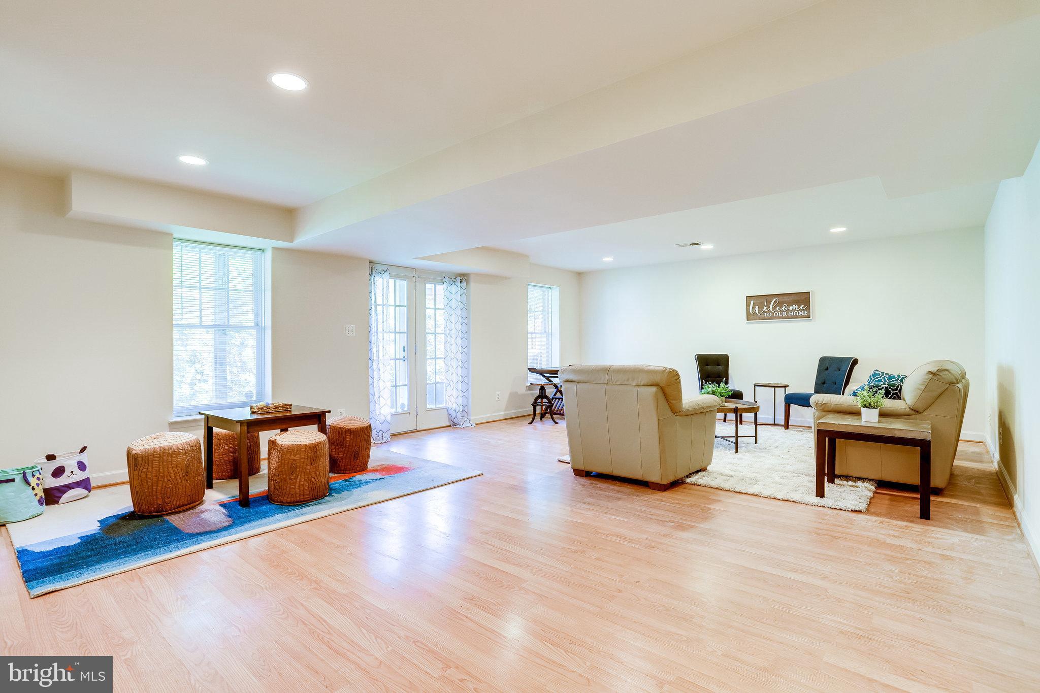 JOHNSONS HILL - Residential