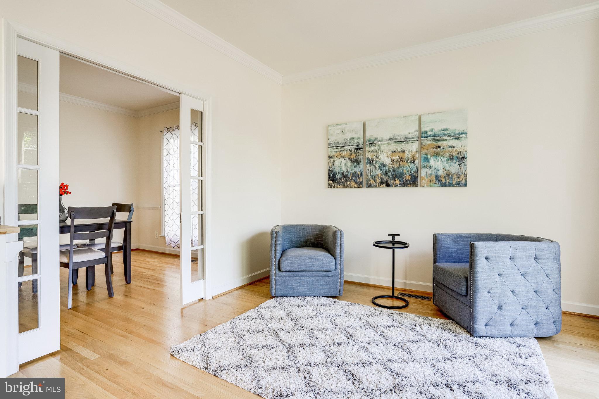 JOHNSONS HILL - Residential