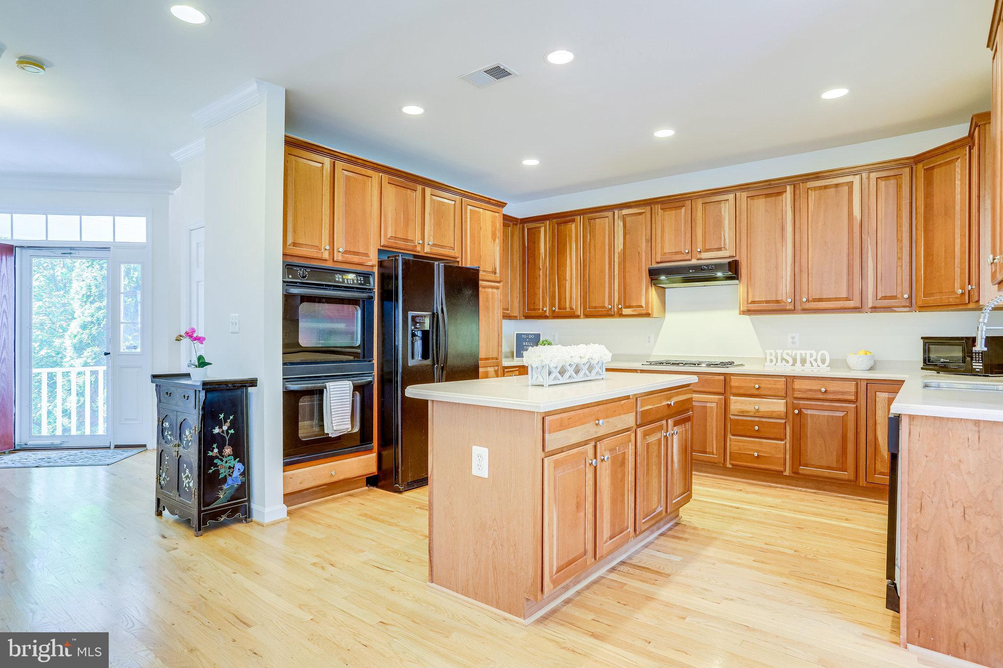 JOHNSONS HILL - Residential