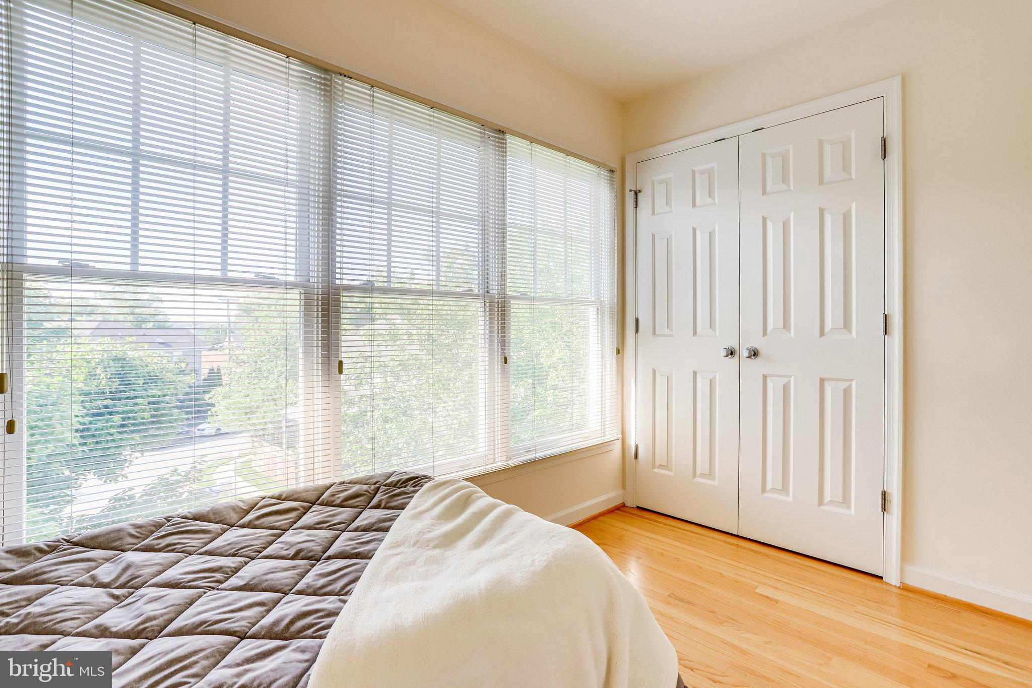 JOHNSONS HILL - Residential