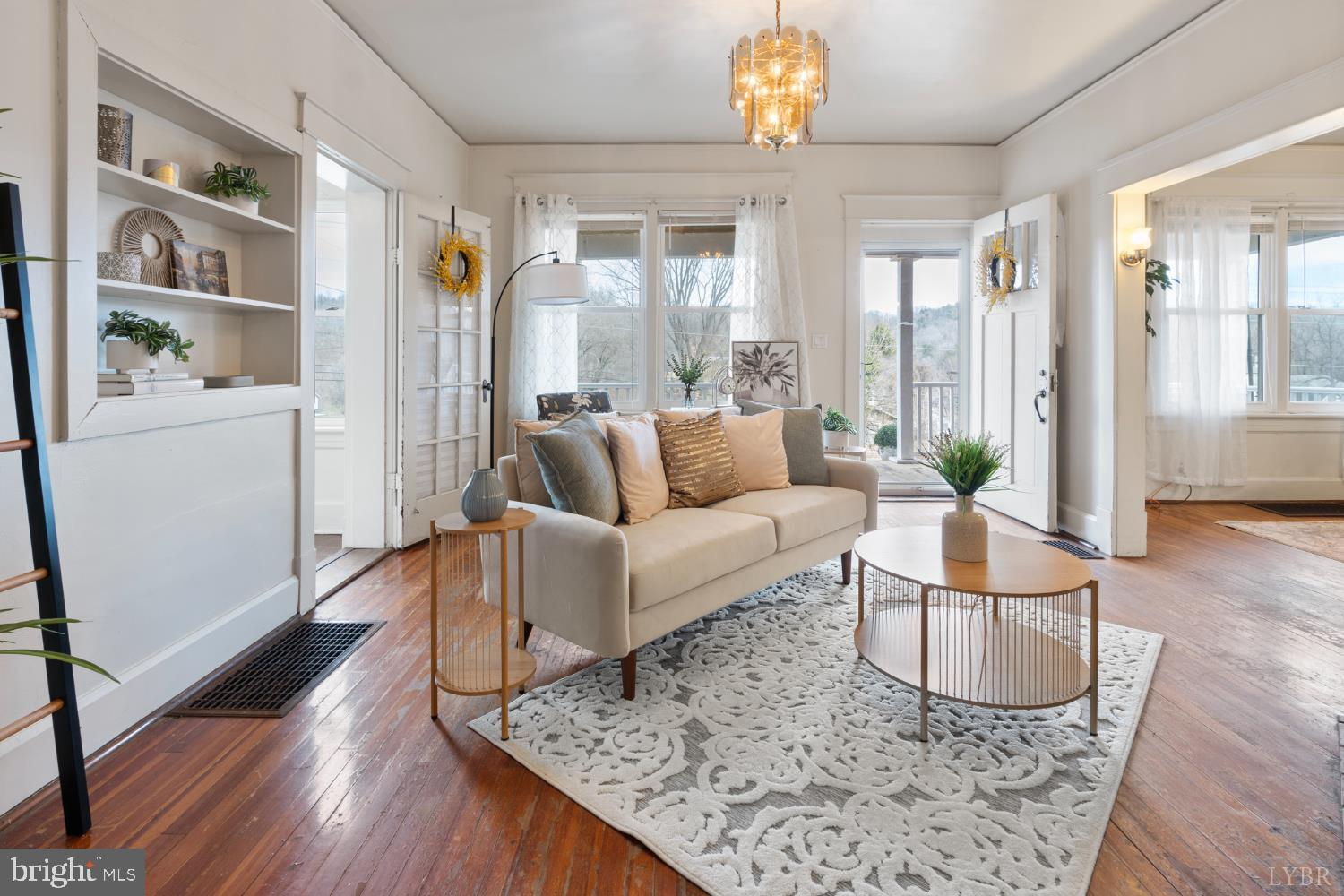 10662 LEE JACKSON HIGHWAY