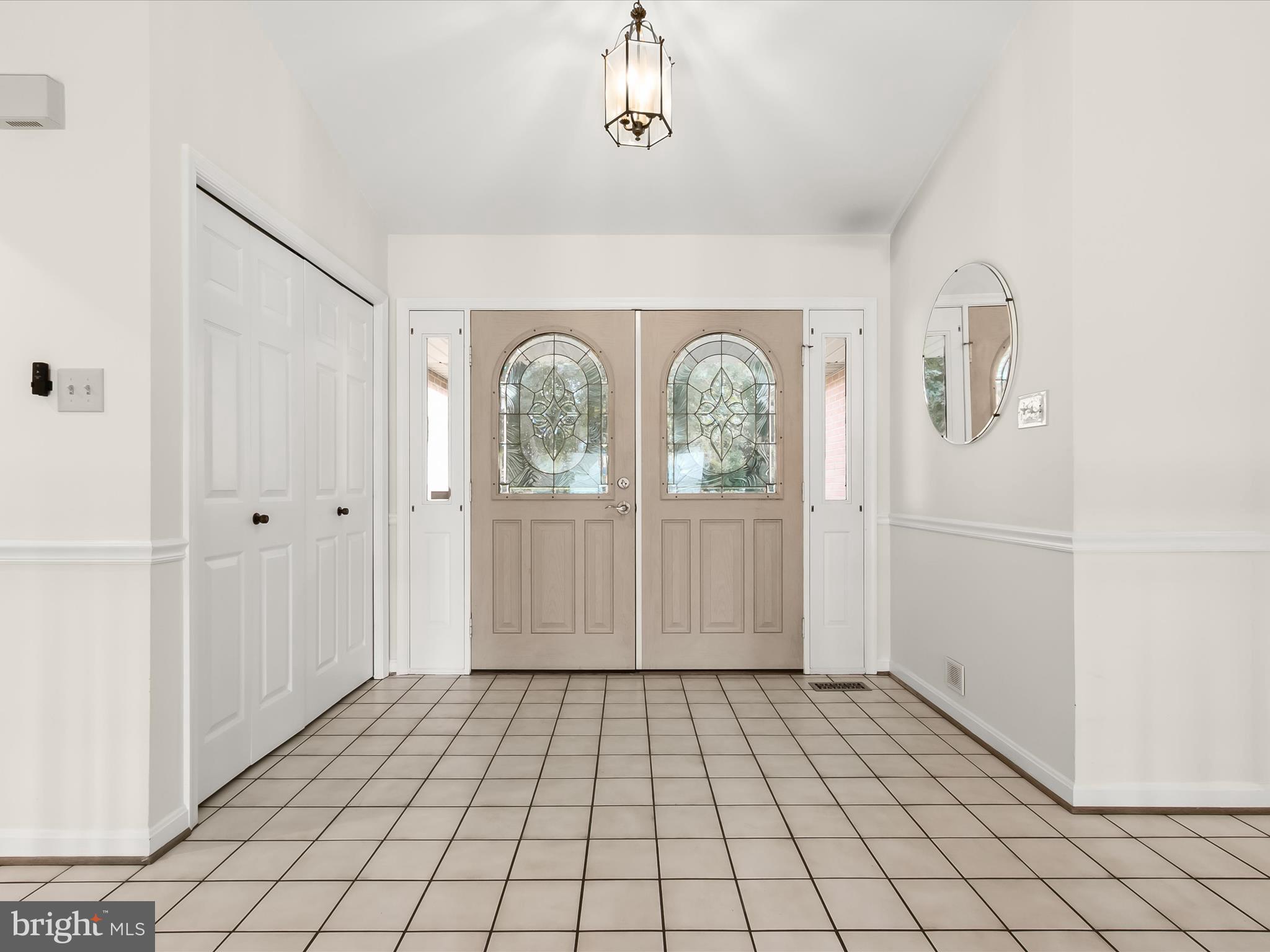 2515 ASHBROOK DRIVE W
