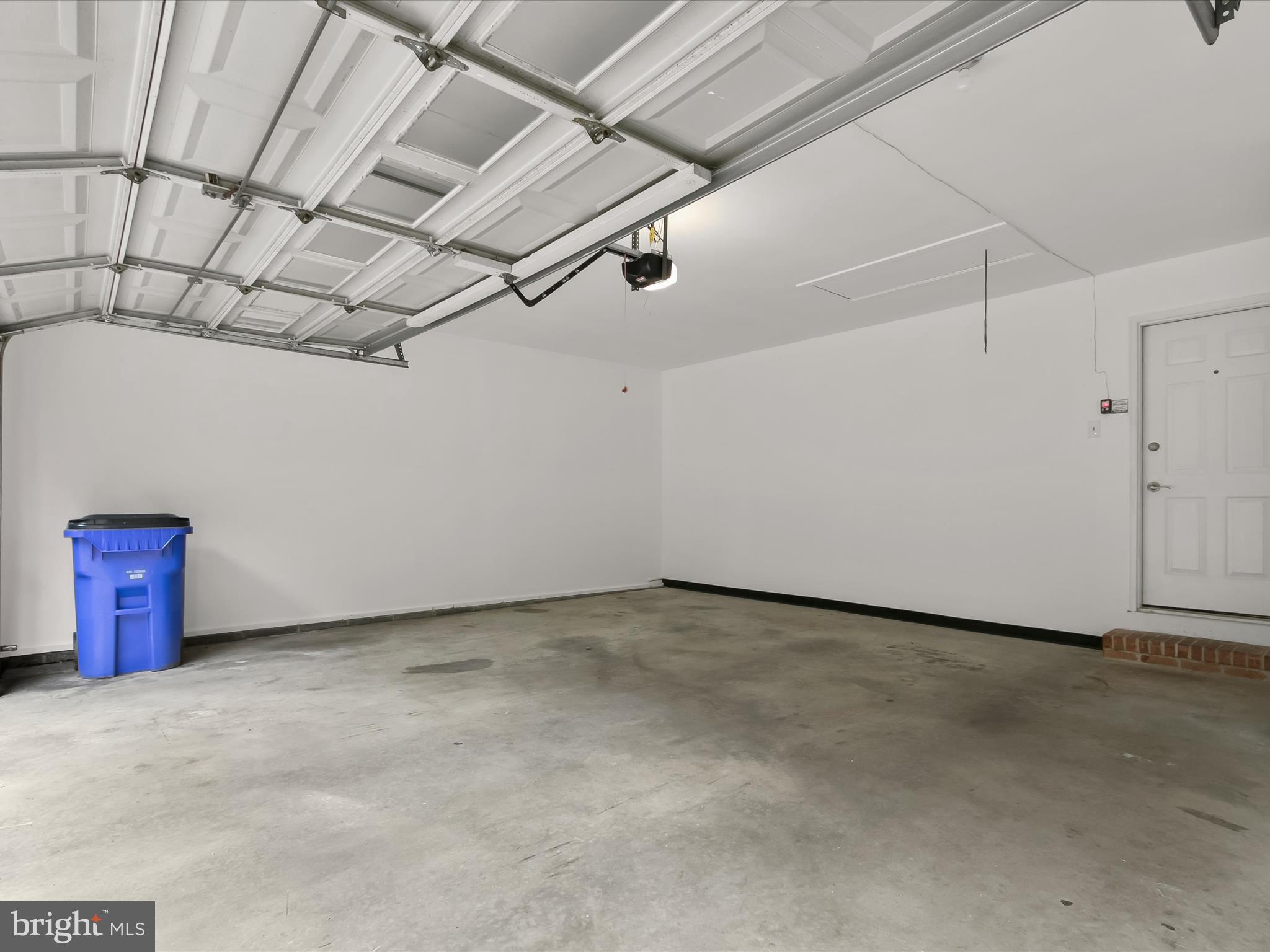 MOUNT HEBRON - Residential