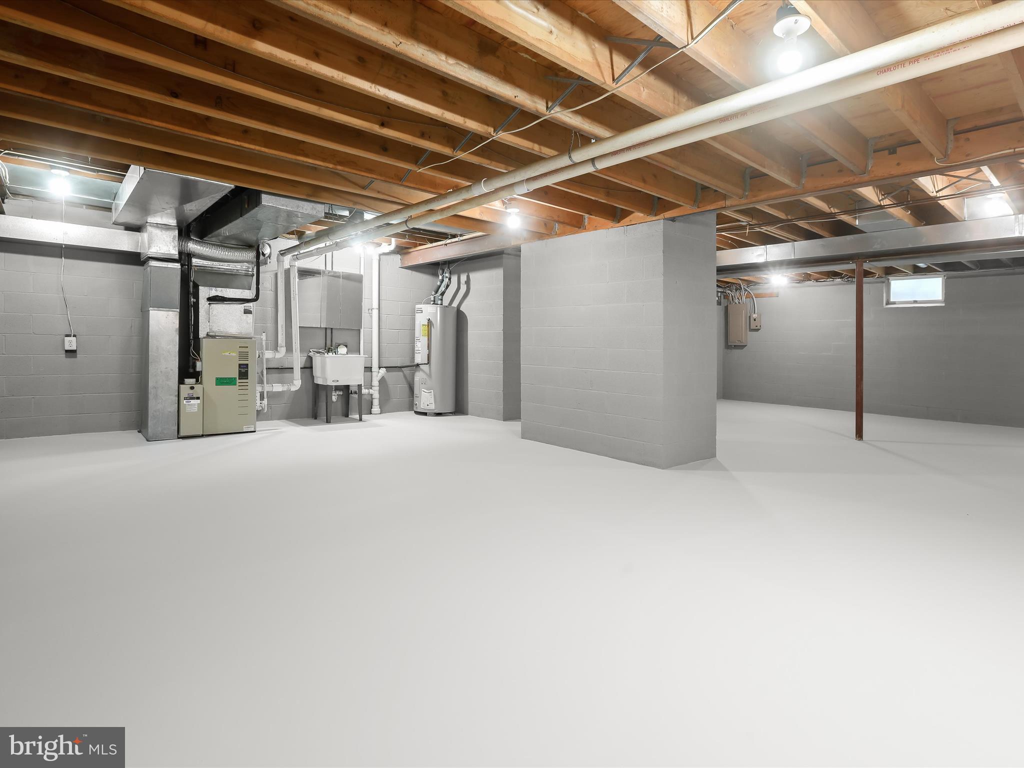 MOUNT HEBRON - Residential