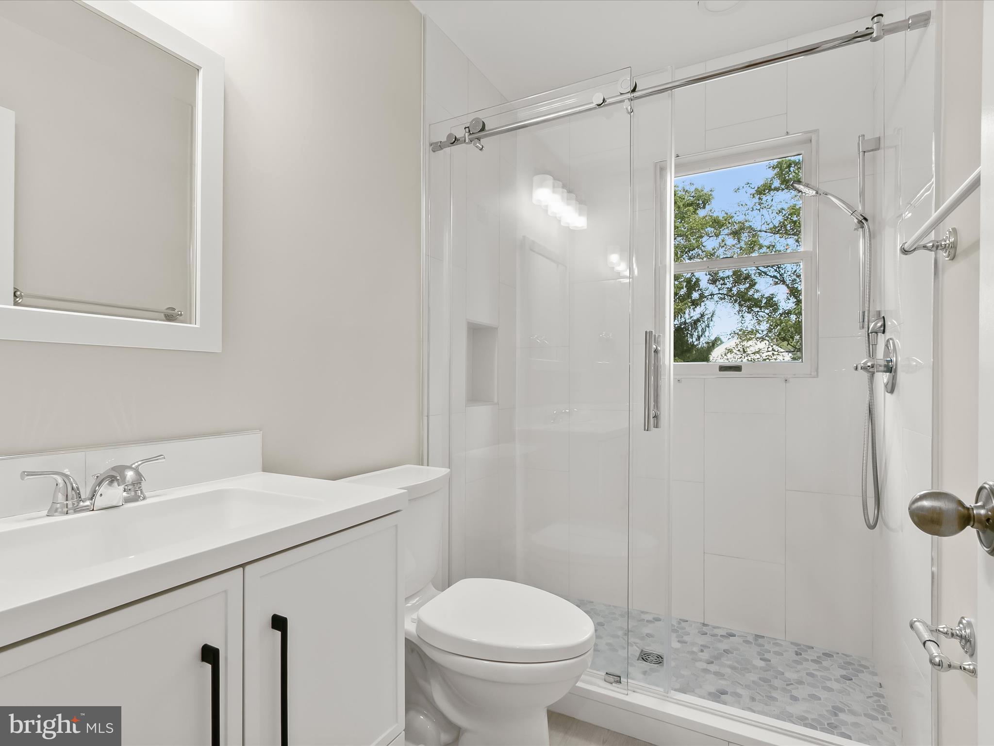 MOUNT HEBRON - Residential