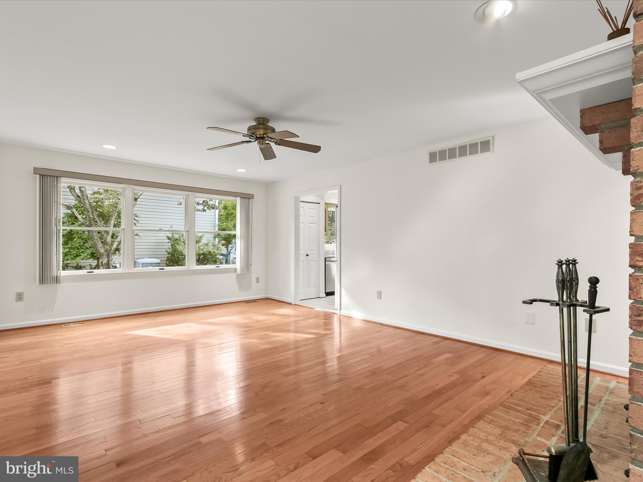 MOUNT HEBRON - Residential