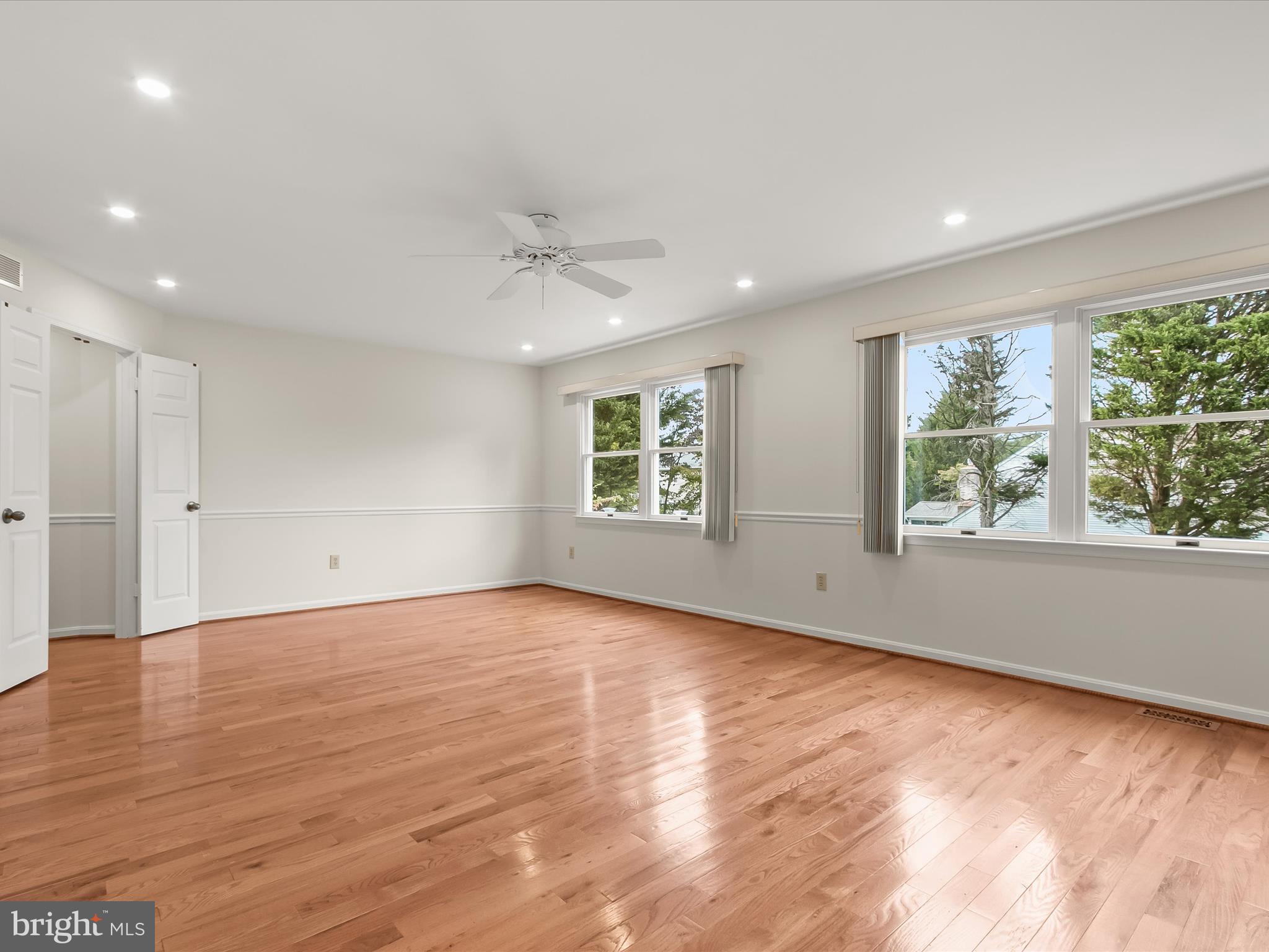 MOUNT HEBRON - Residential