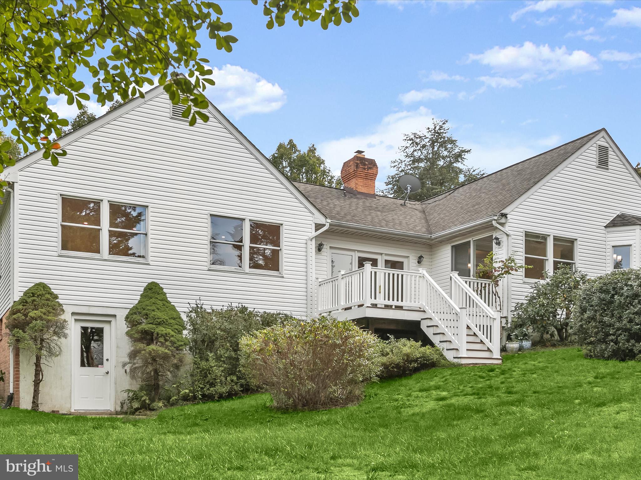 MOUNT HEBRON - Residential