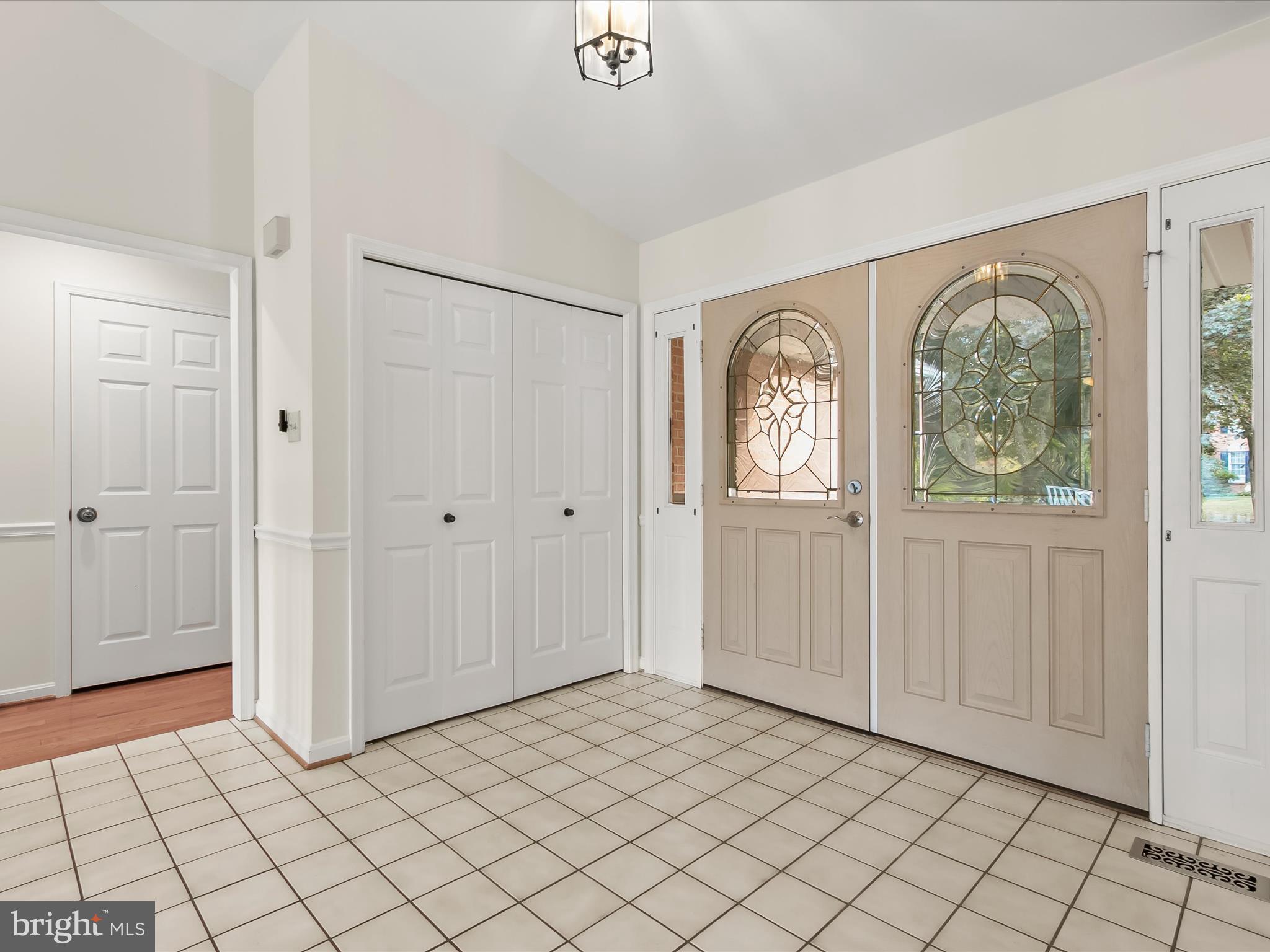 MOUNT HEBRON - Residential