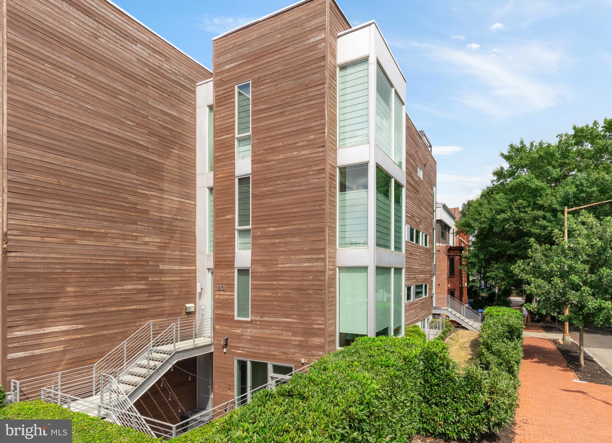 1501 4TH STREET NW 1