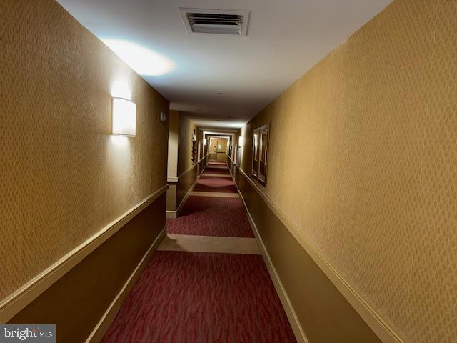 QUEEN VILLAGE - Residential