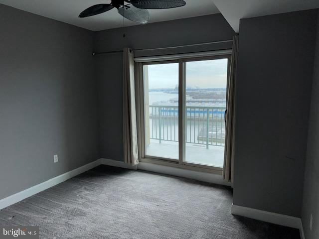 QUEEN VILLAGE - Residential