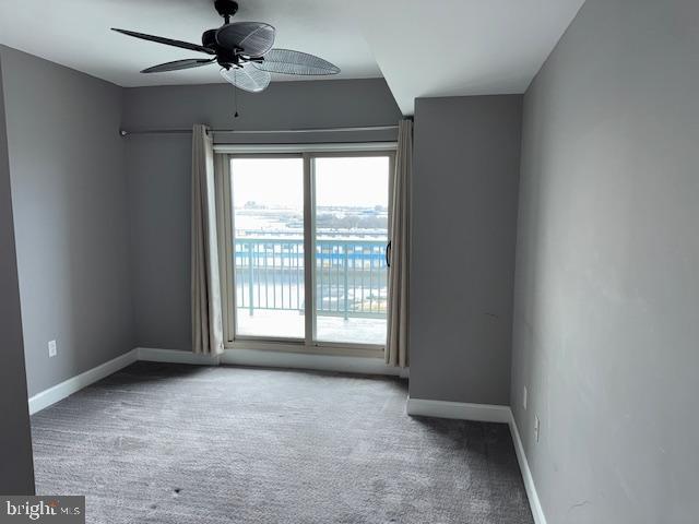 QUEEN VILLAGE - Residential