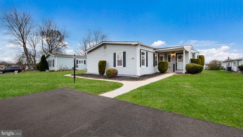 731 DOGWOOD DRIVE NORTH WALES PA 19454