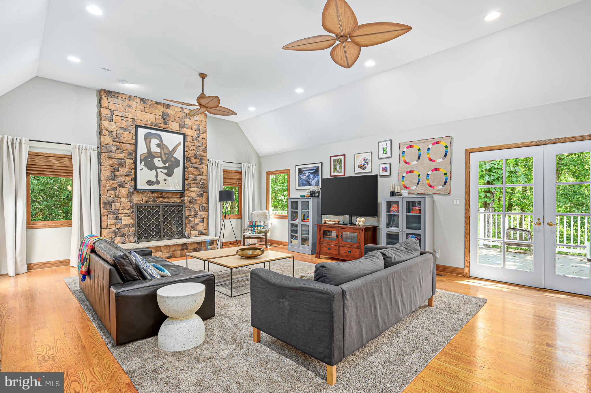 RESTON - Residential