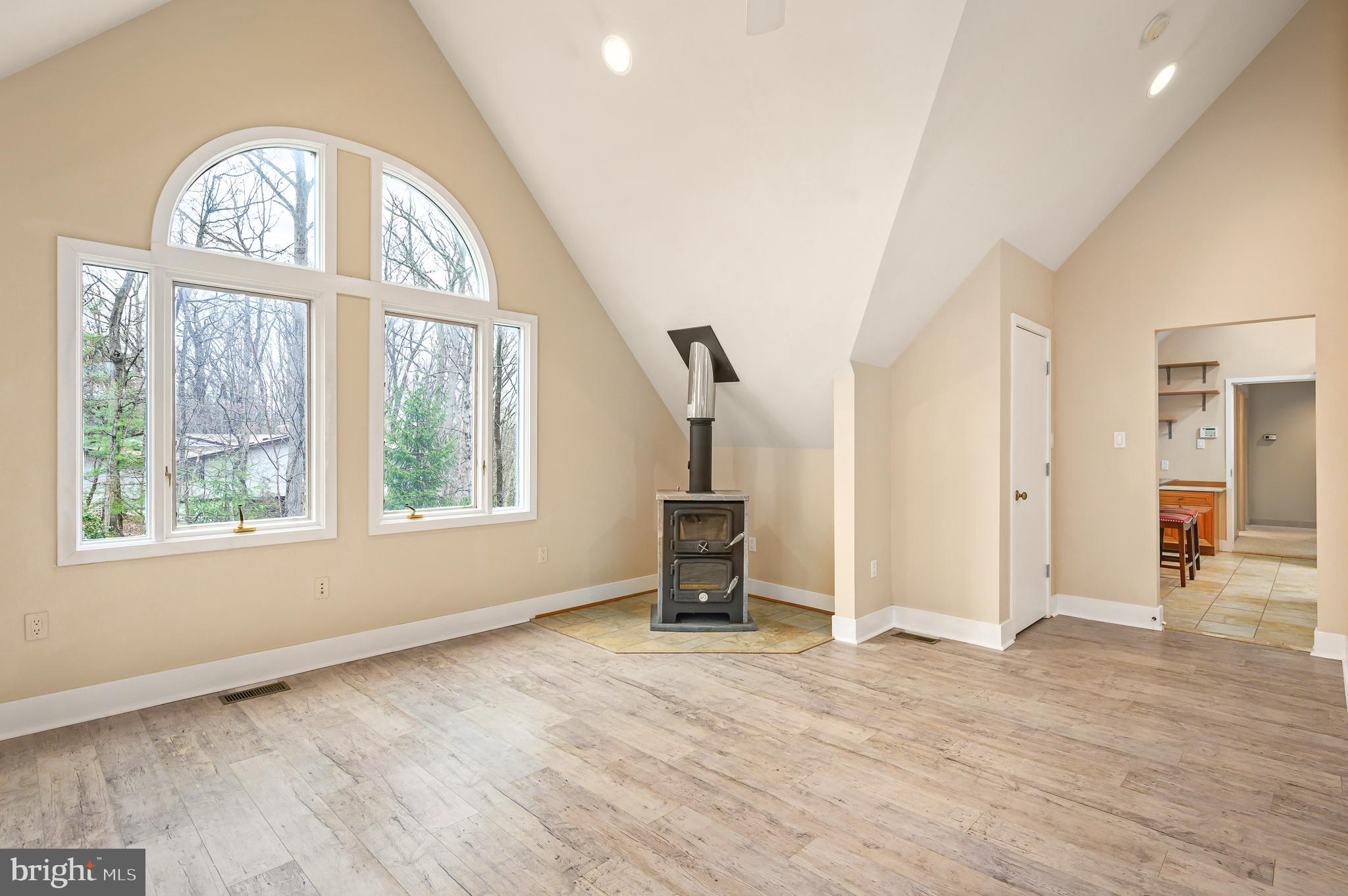 RESTON - Residential