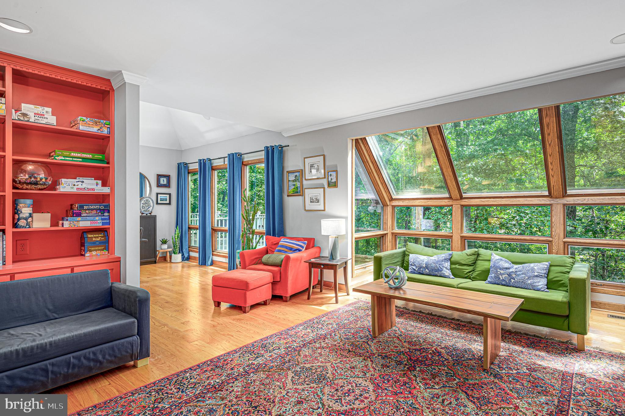 RESTON - Residential