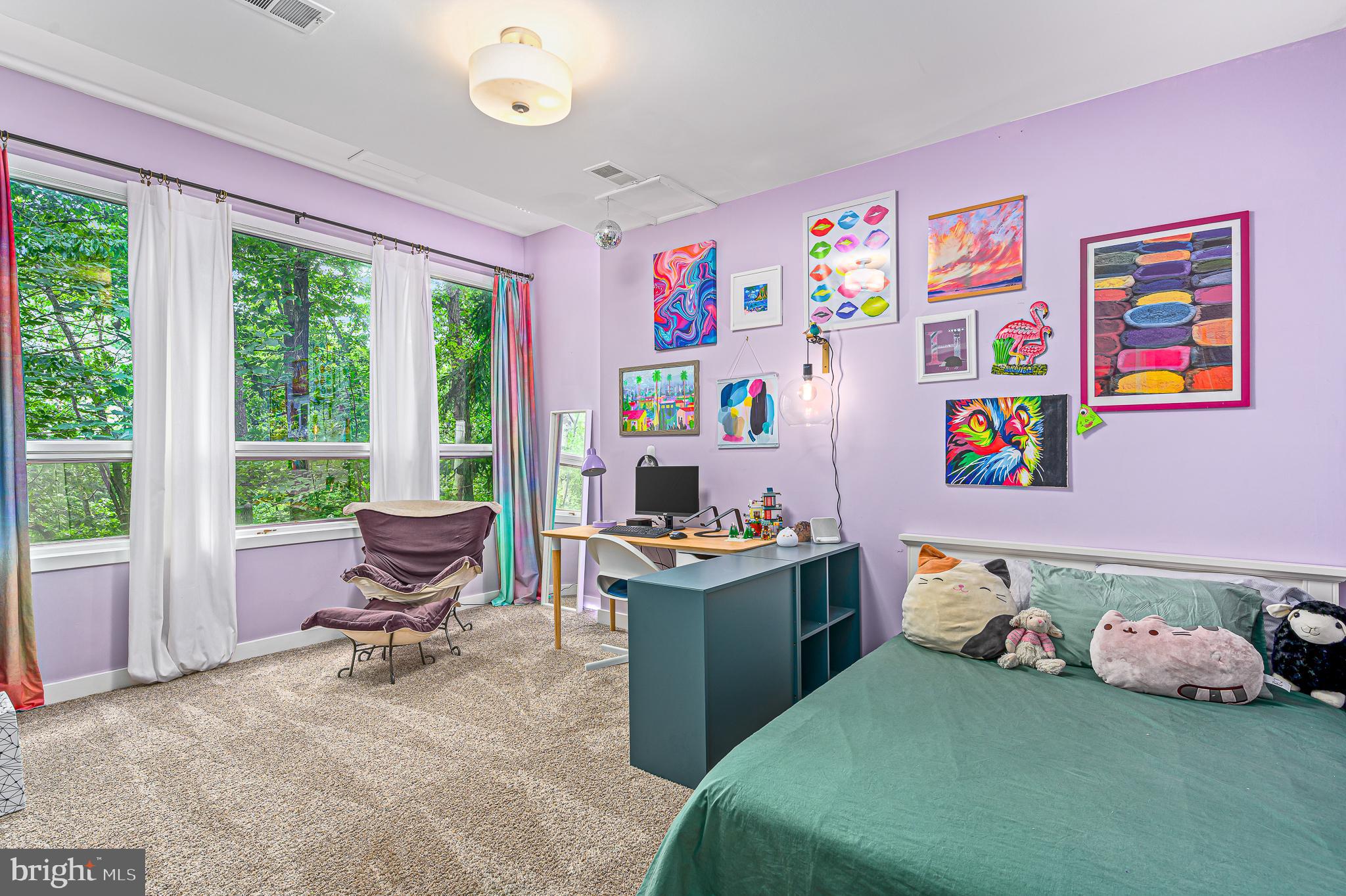 RESTON - Residential