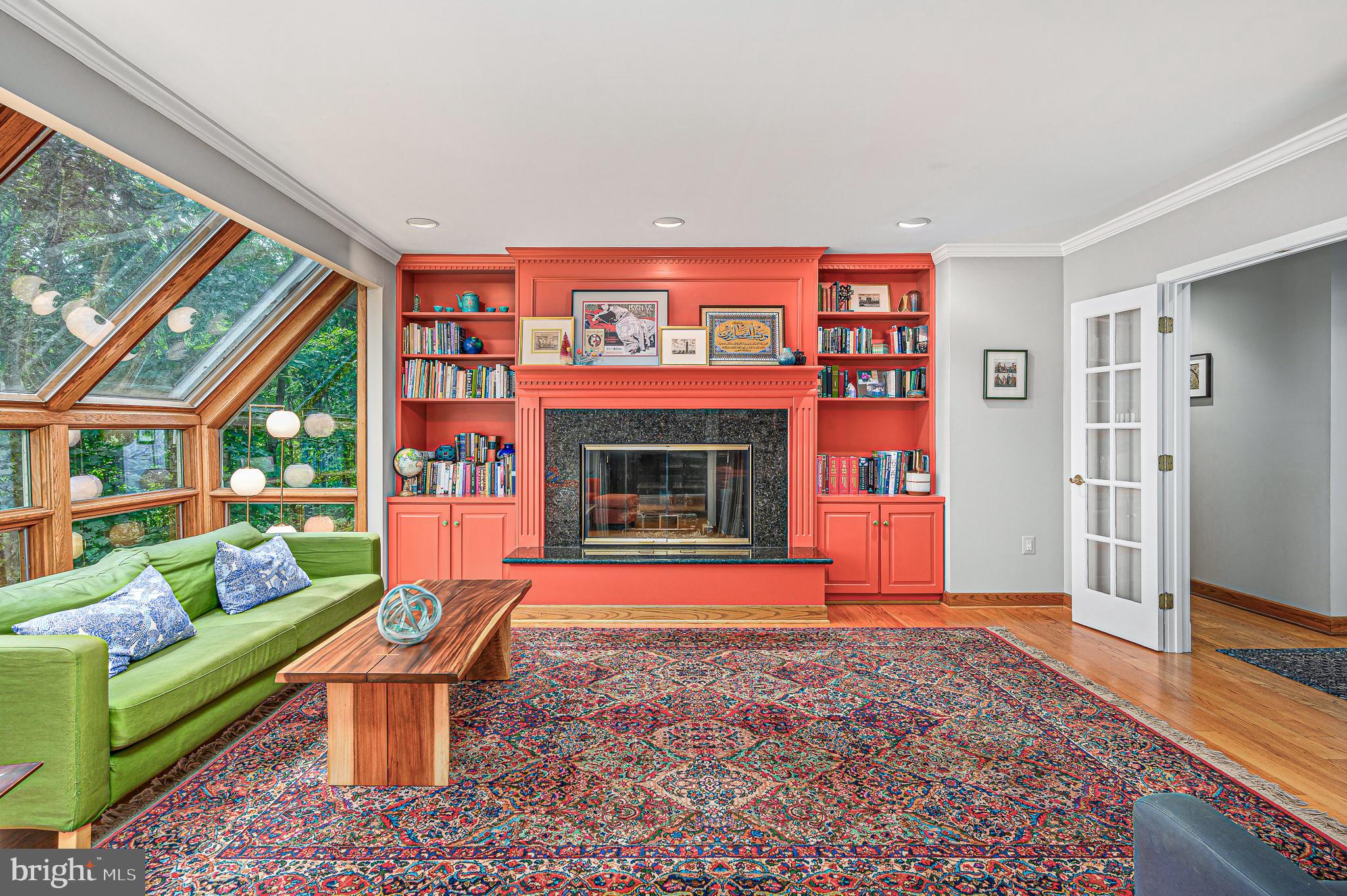 RESTON - Residential