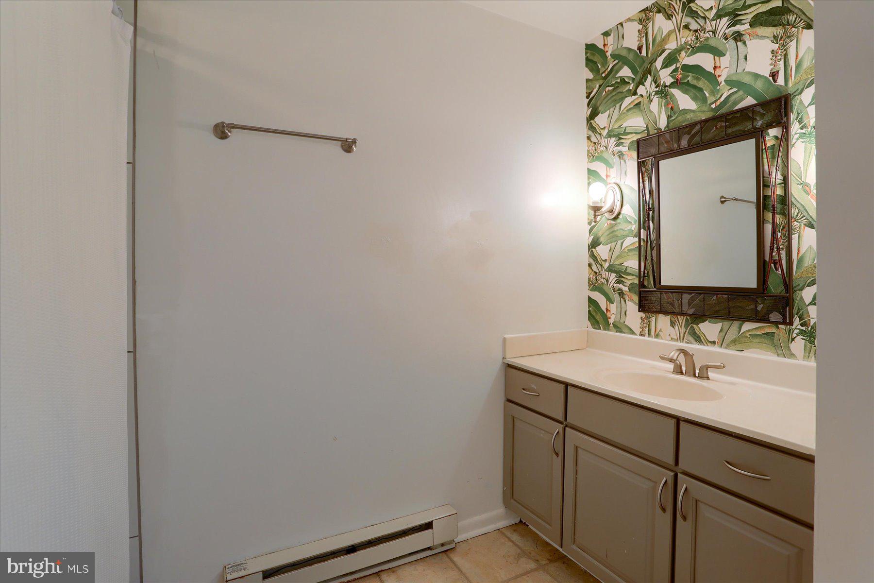 ORCHARD CREST MANOR - Residential