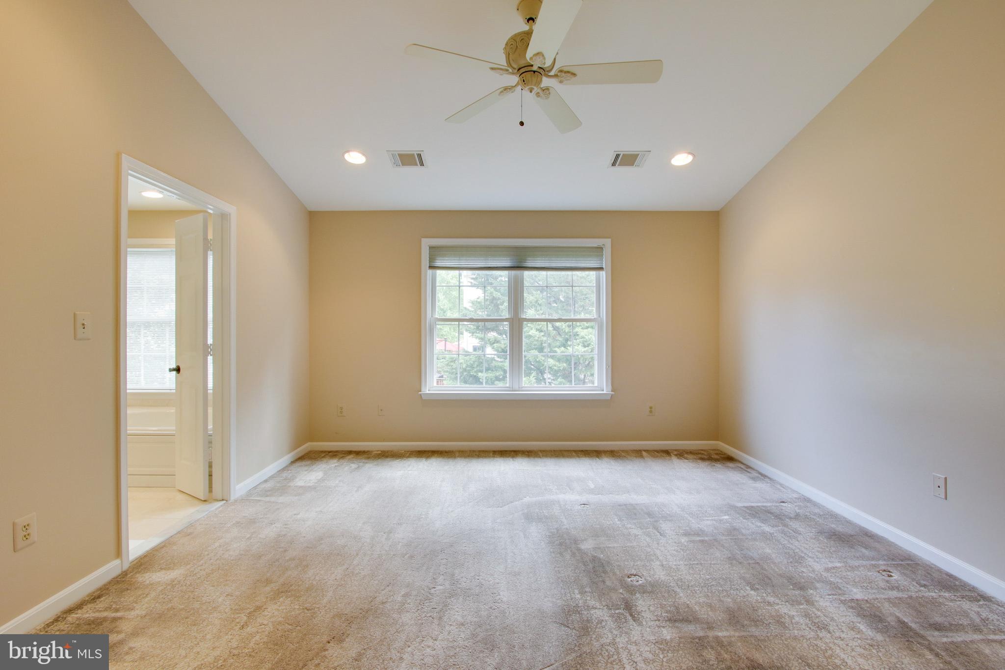 GREY ROCK VILLAS - Residential Lease