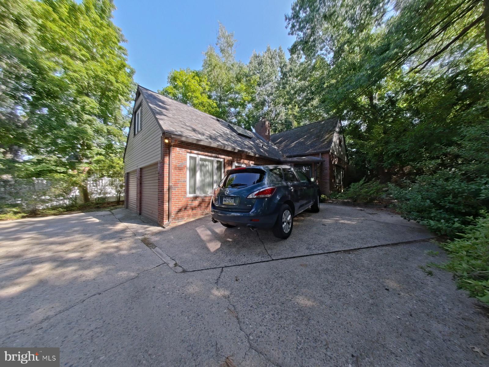 1746 GREEN VALLEY ROAD