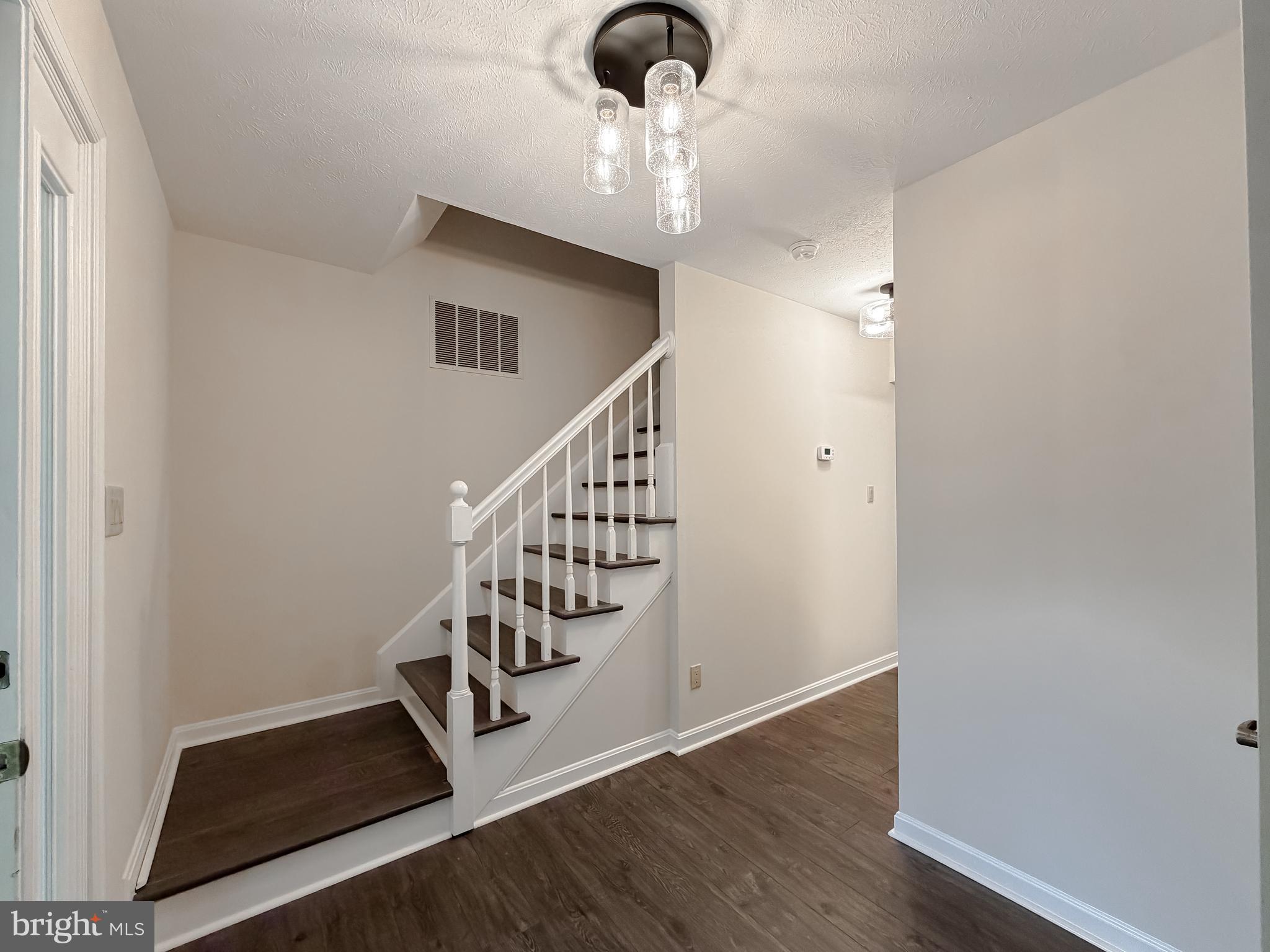 HICKORY NUT OF WILDEWOOD - Residential