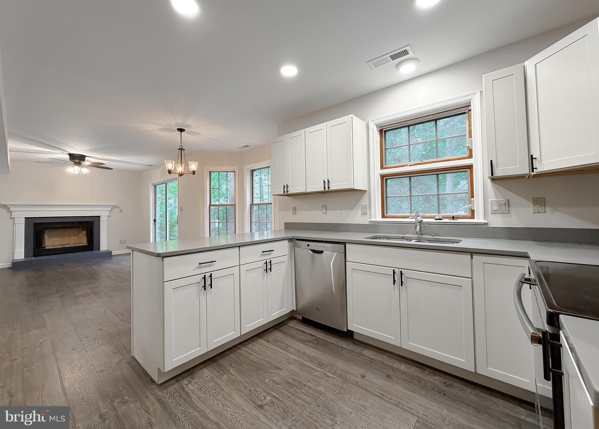 HICKORY NUT OF WILDEWOOD - Residential