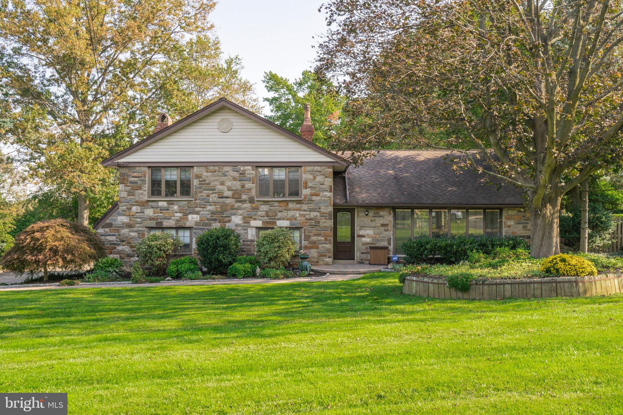 OAK HILL - Residential