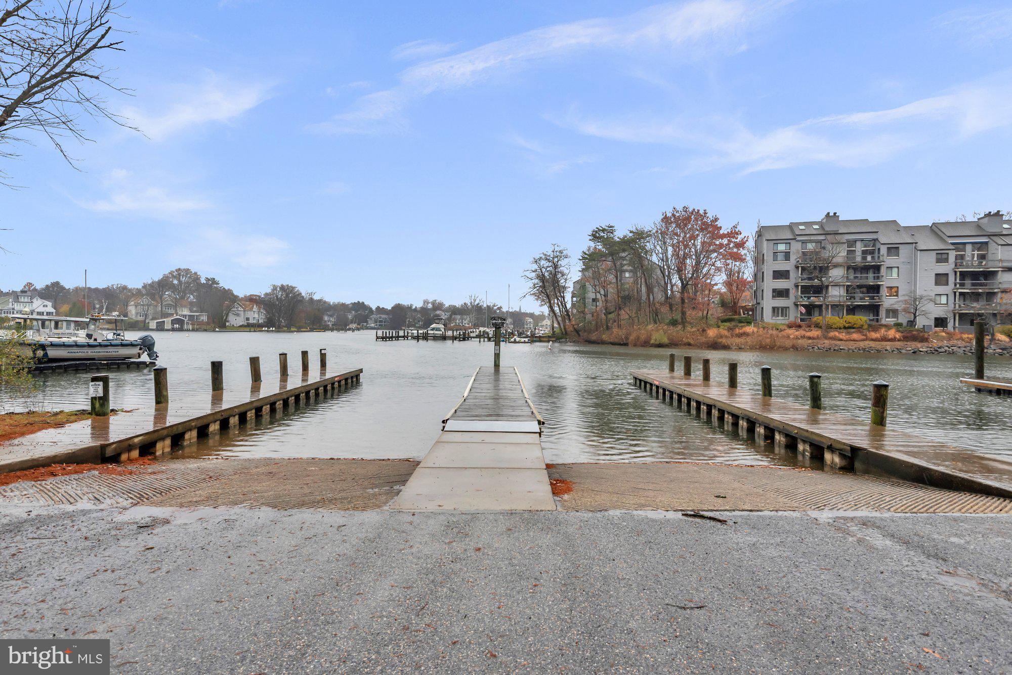 AUGUST WOODS - Residential