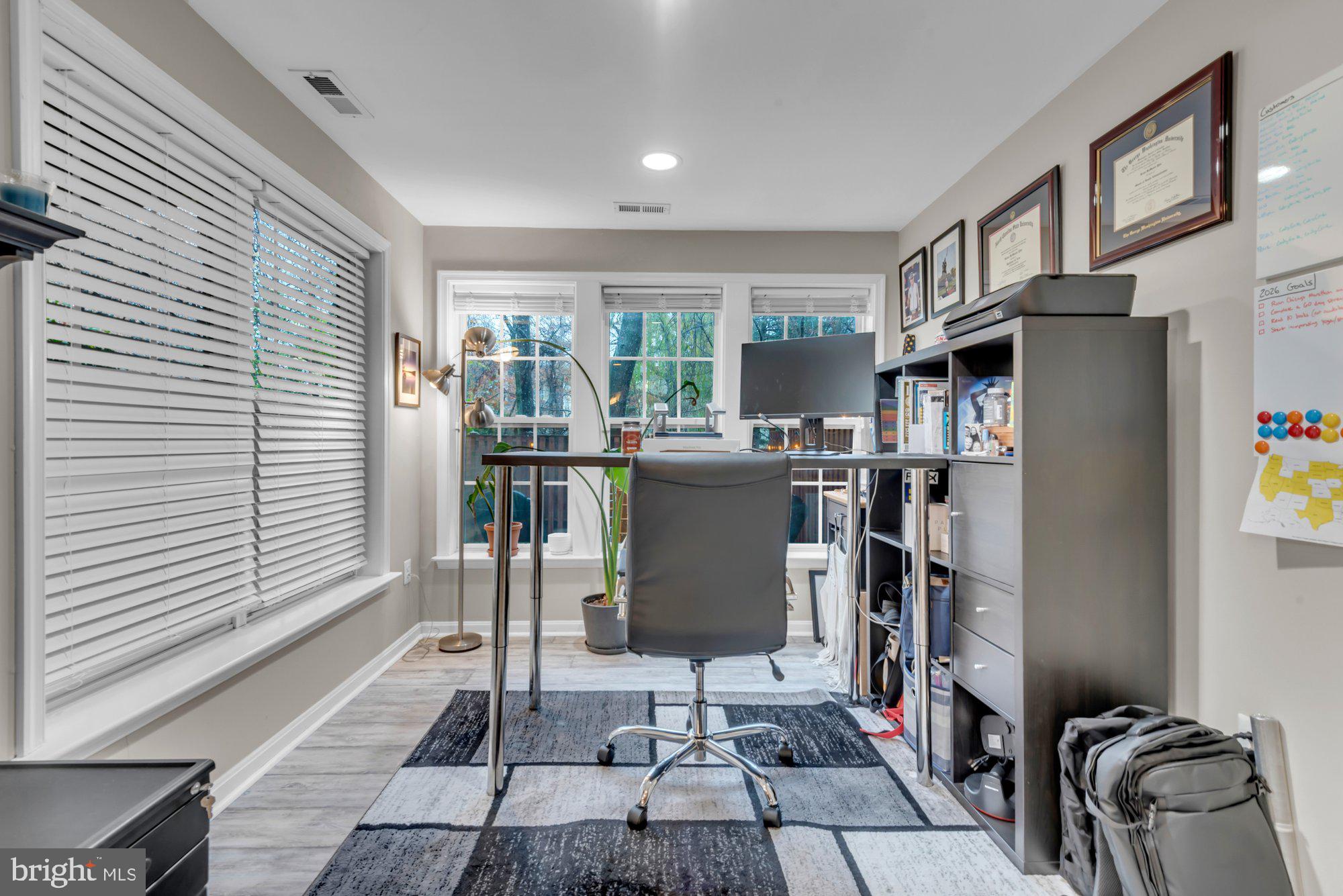 AUGUST WOODS - Residential