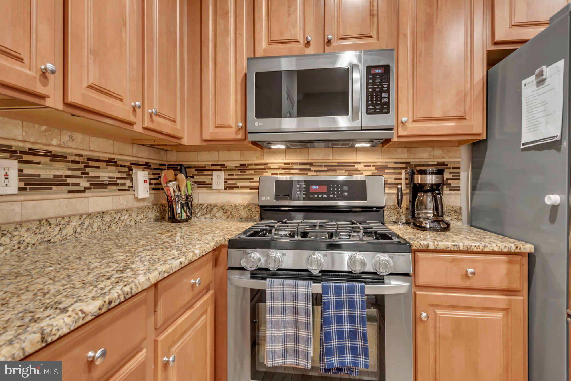 AUGUST WOODS - Residential