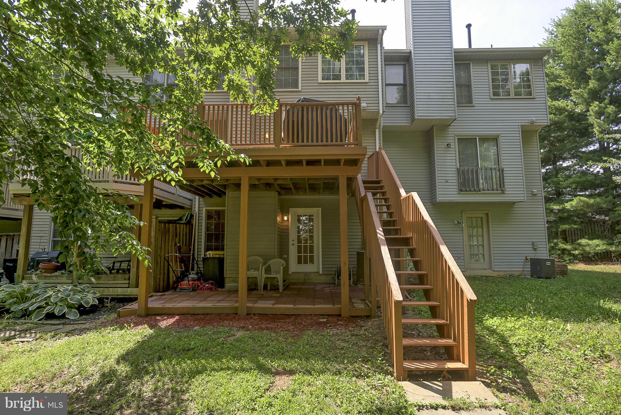 RUSSETT - Residential