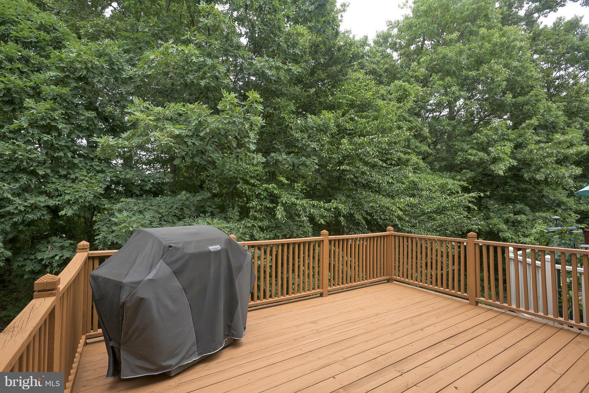 RUSSETT - Residential