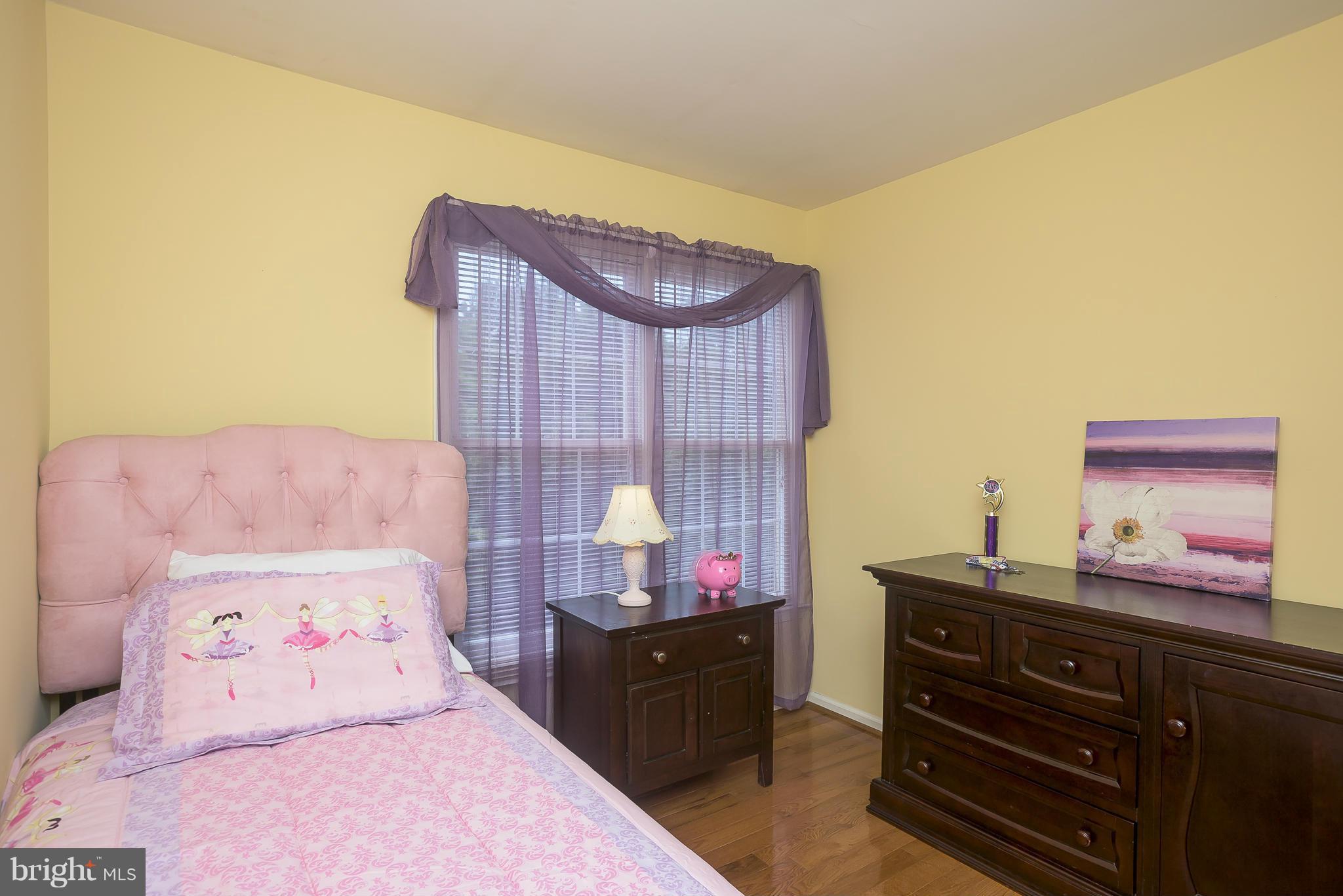 RUSSETT - Residential