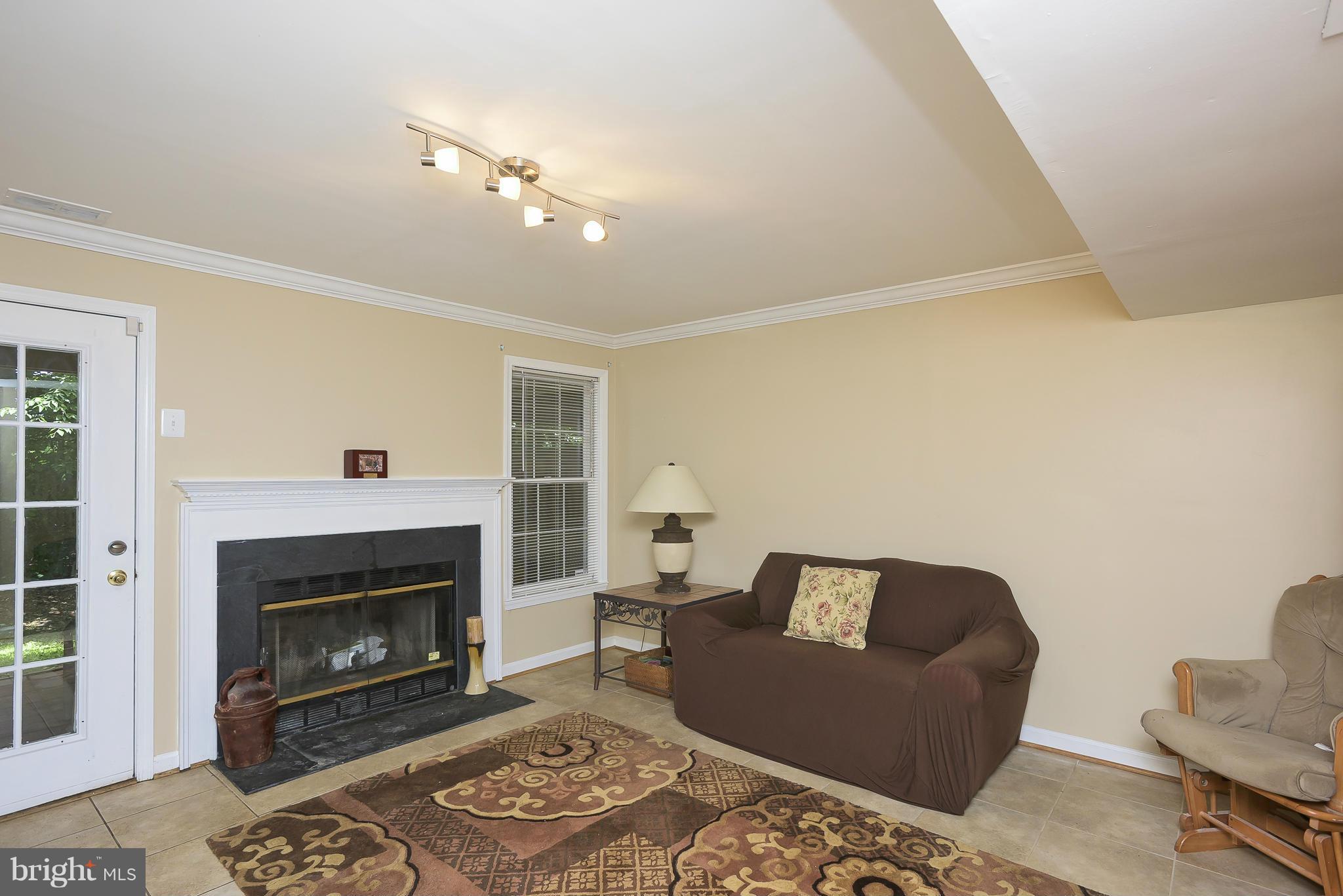 RUSSETT - Residential