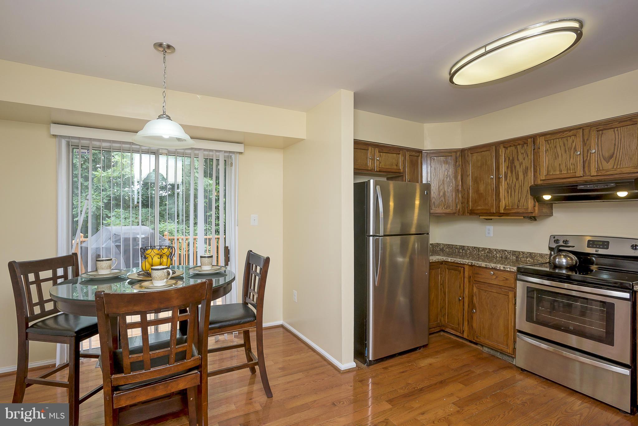 RUSSETT - Residential