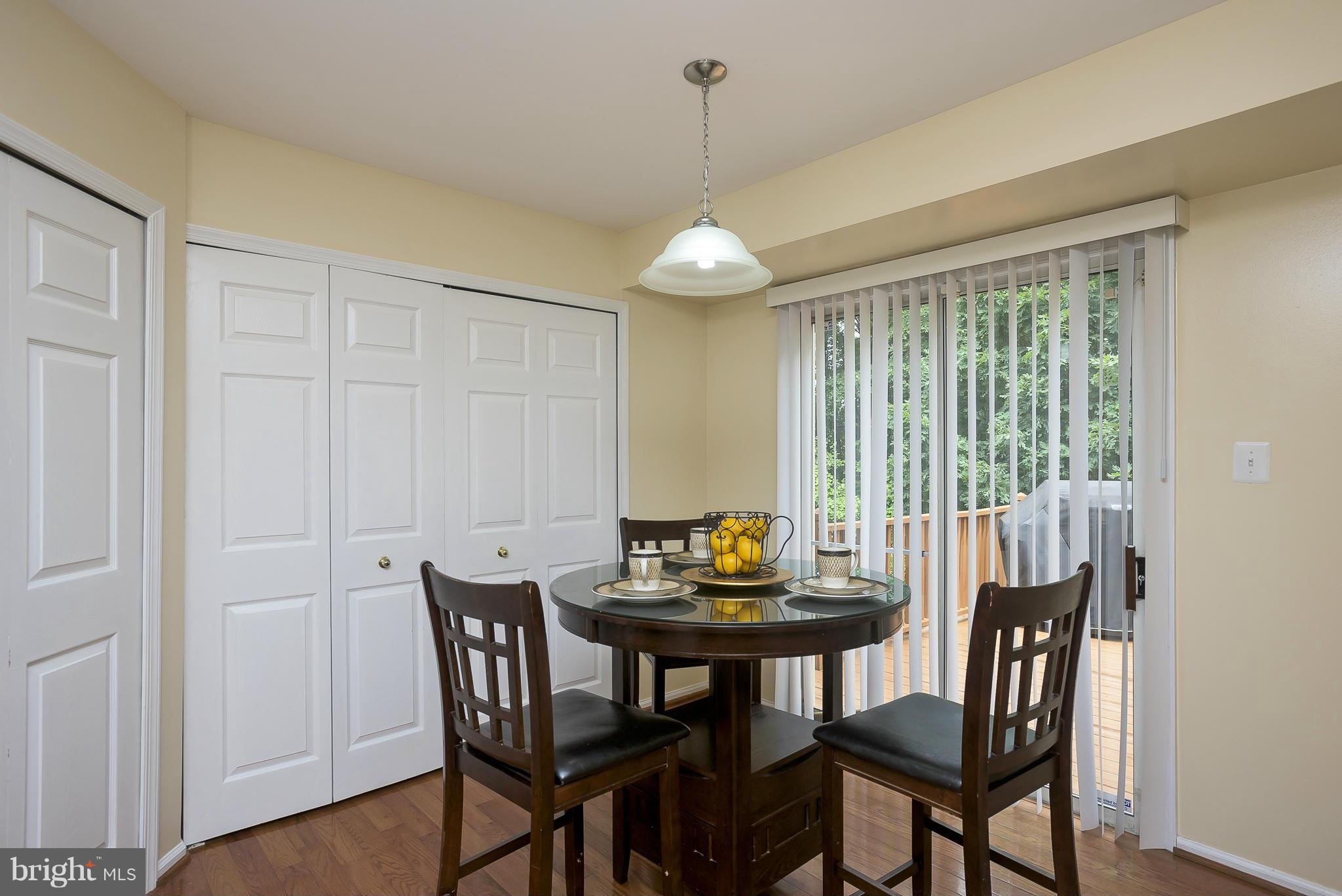 RUSSETT - Residential