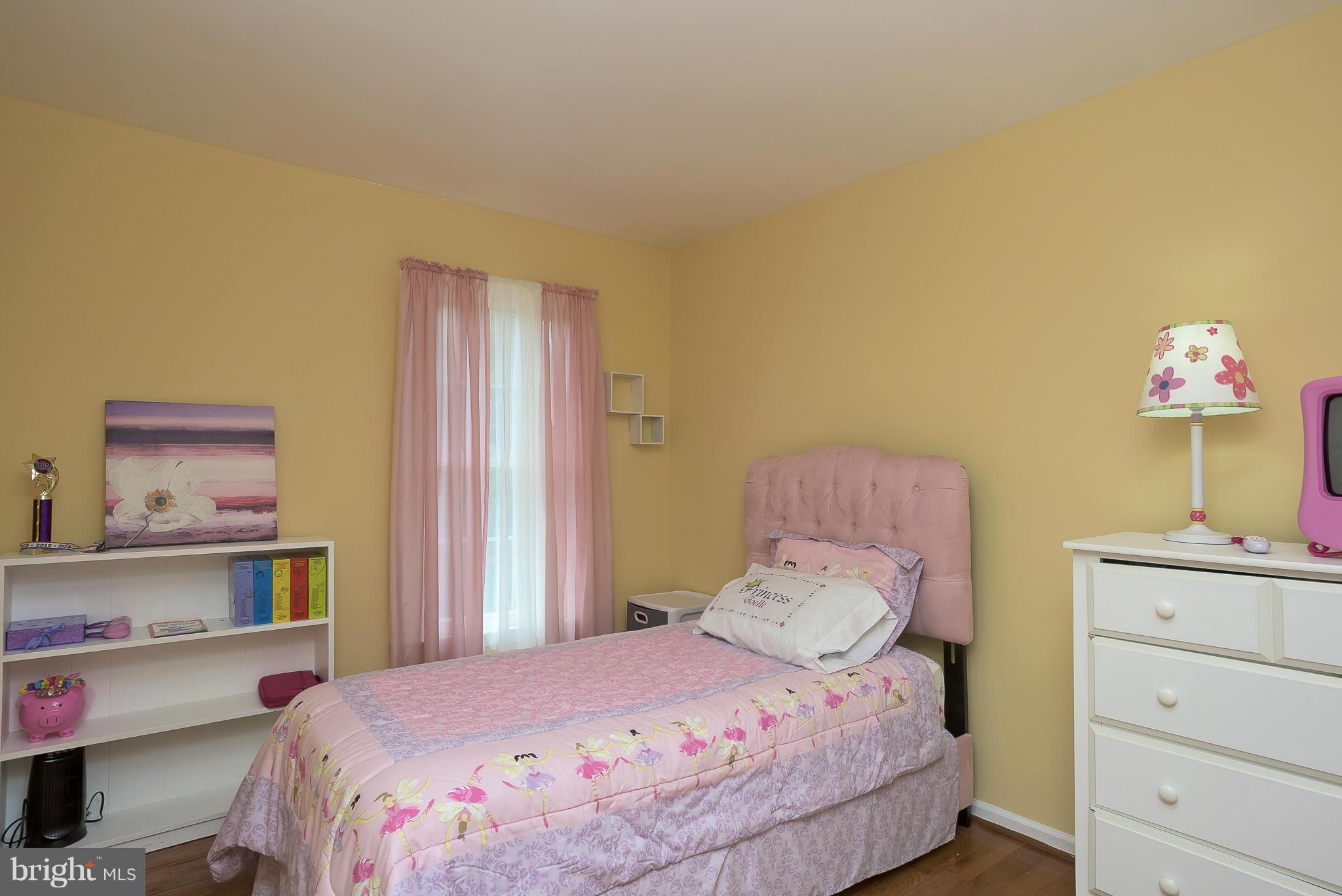 RUSSETT - Residential