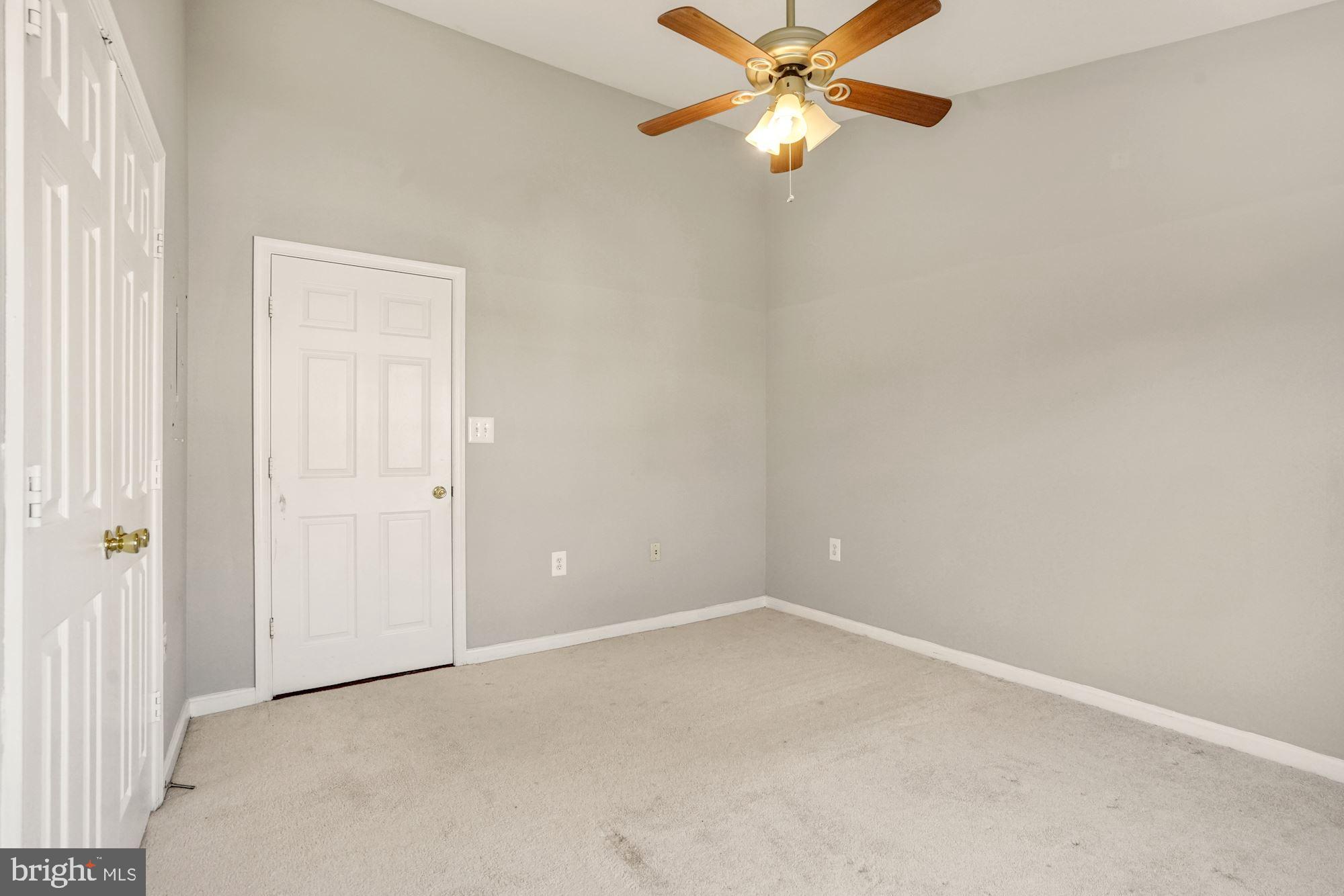 FOX MILL STATION - Residential Lease