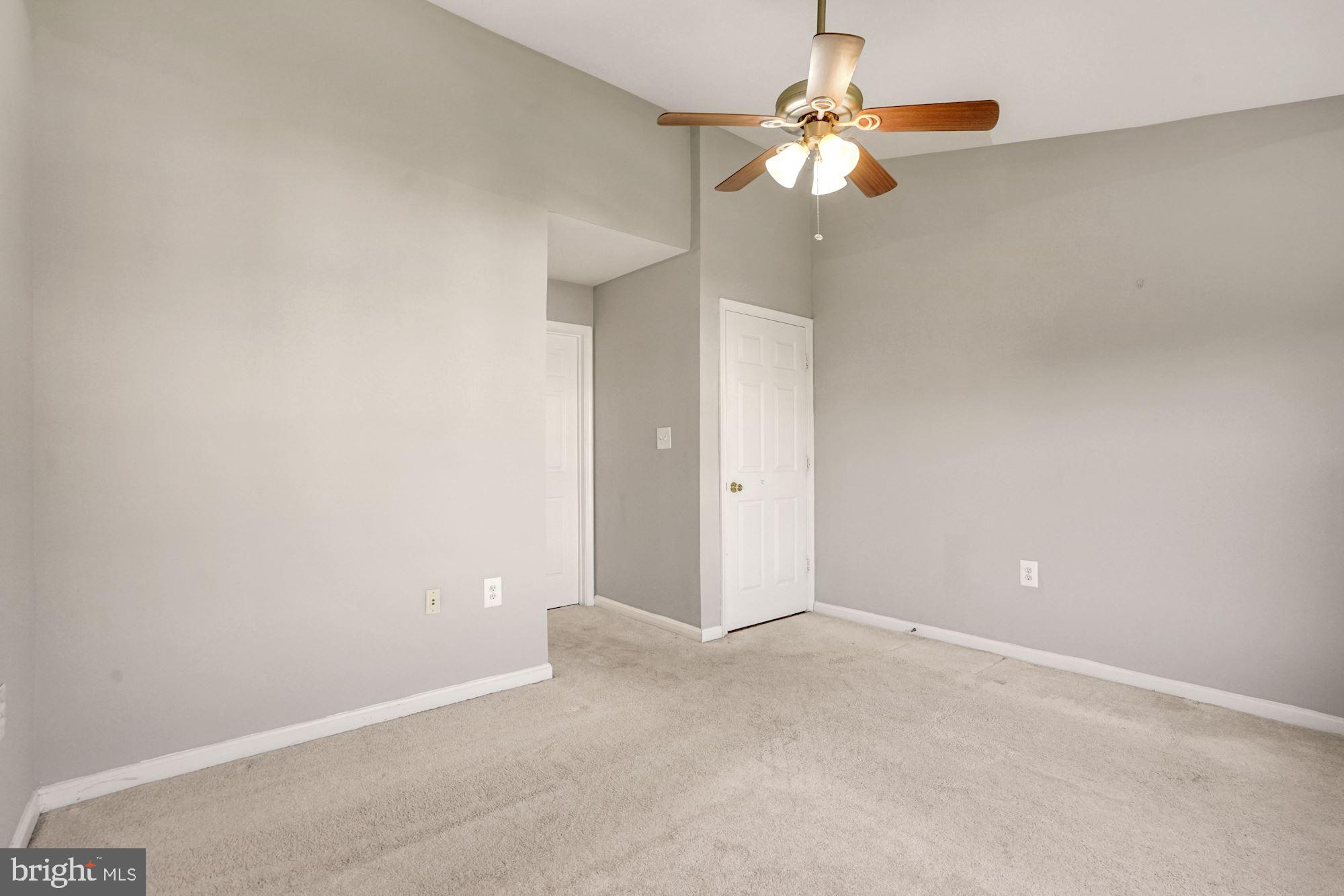 FOX MILL STATION - Residential Lease