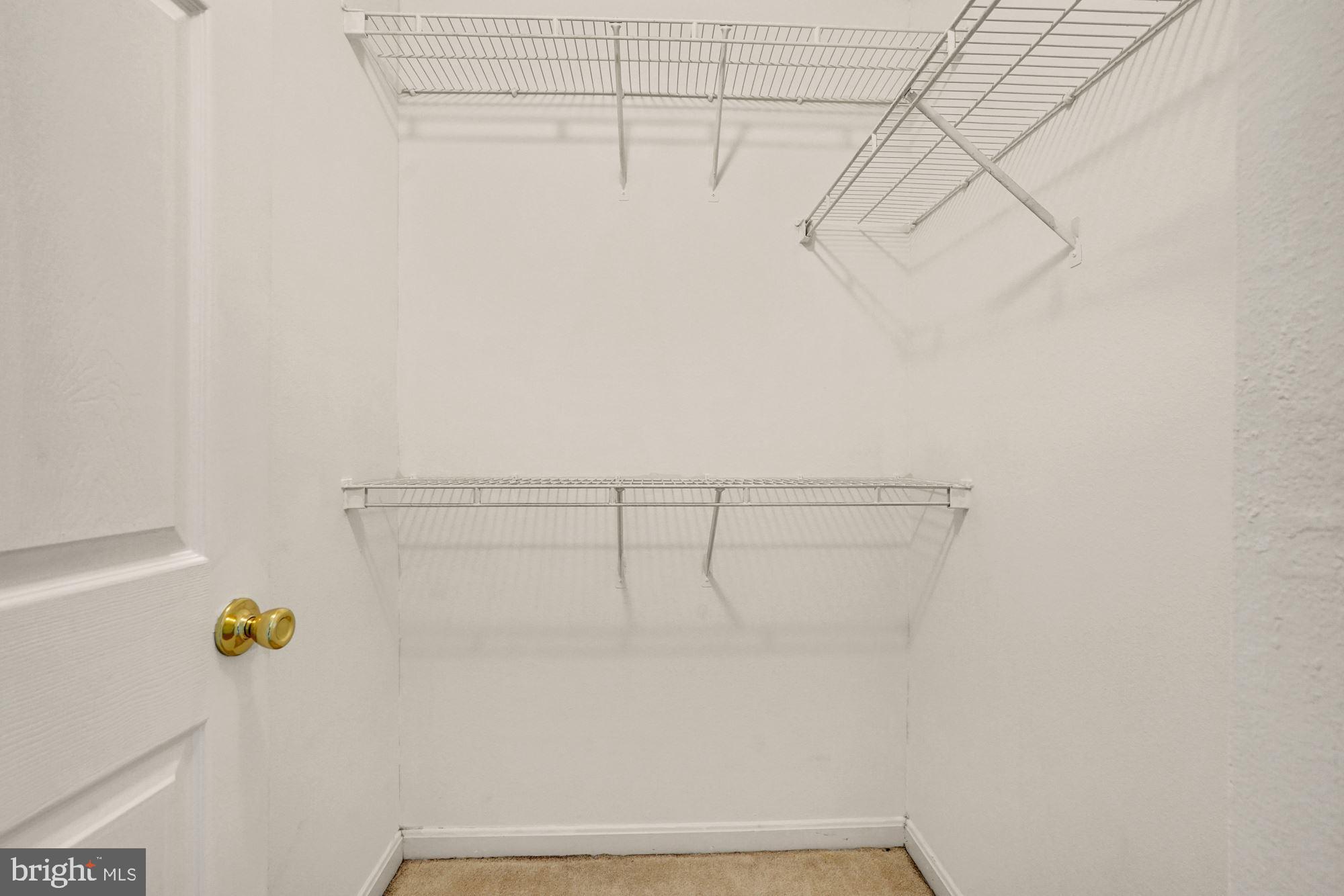 FOX MILL STATION - Residential Lease