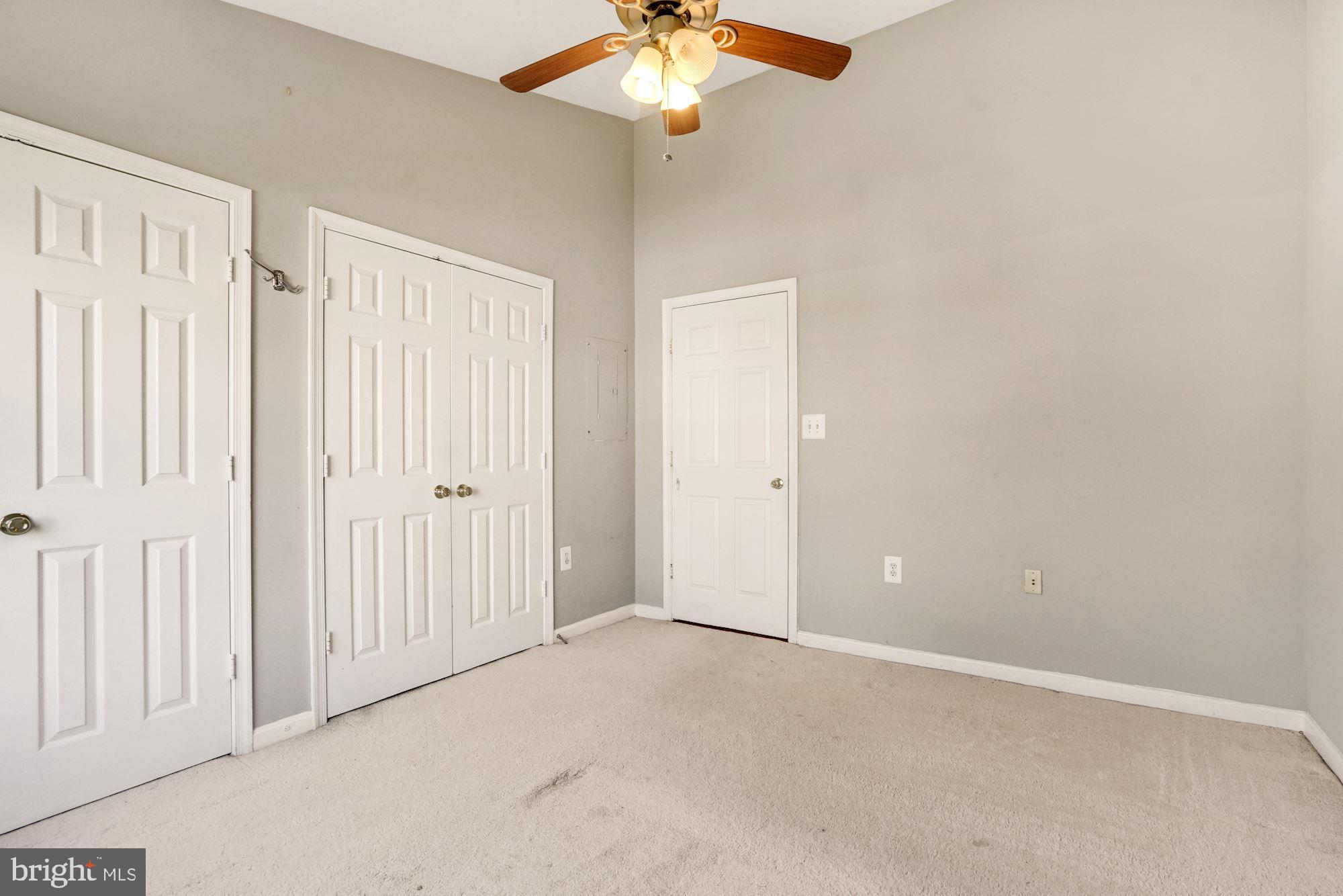 FOX MILL STATION - Residential Lease