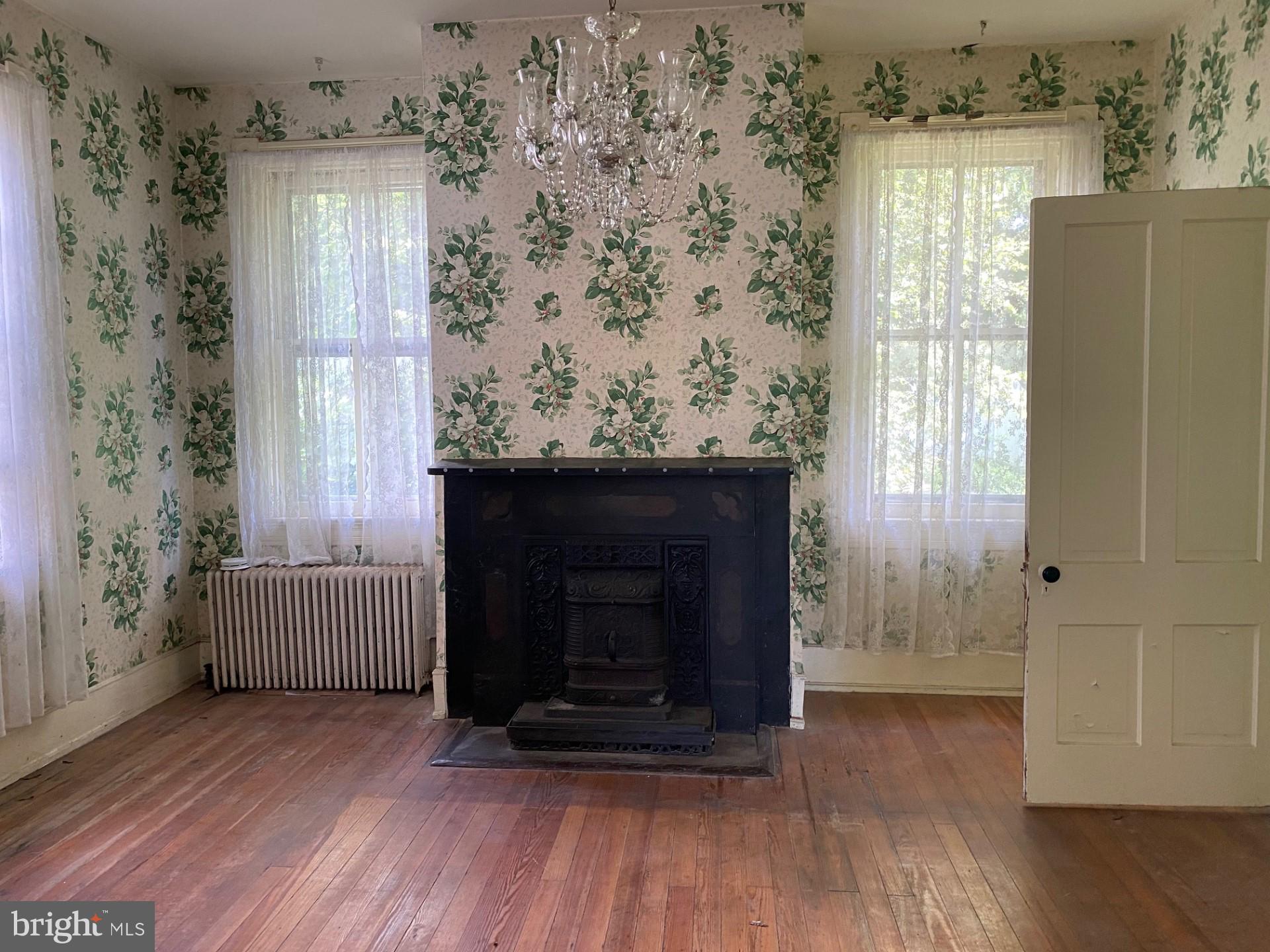 BERWYN HEIGHTS - Residential