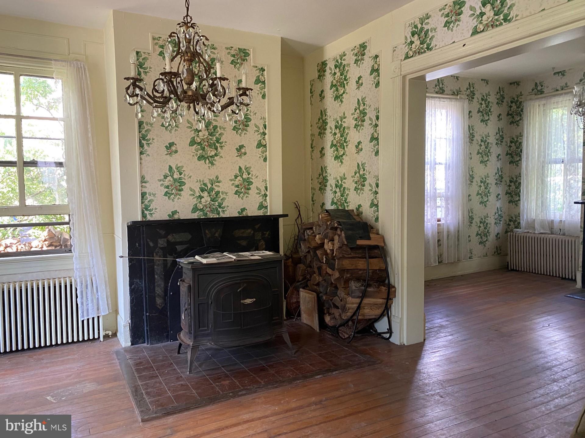 BERWYN HEIGHTS - Residential