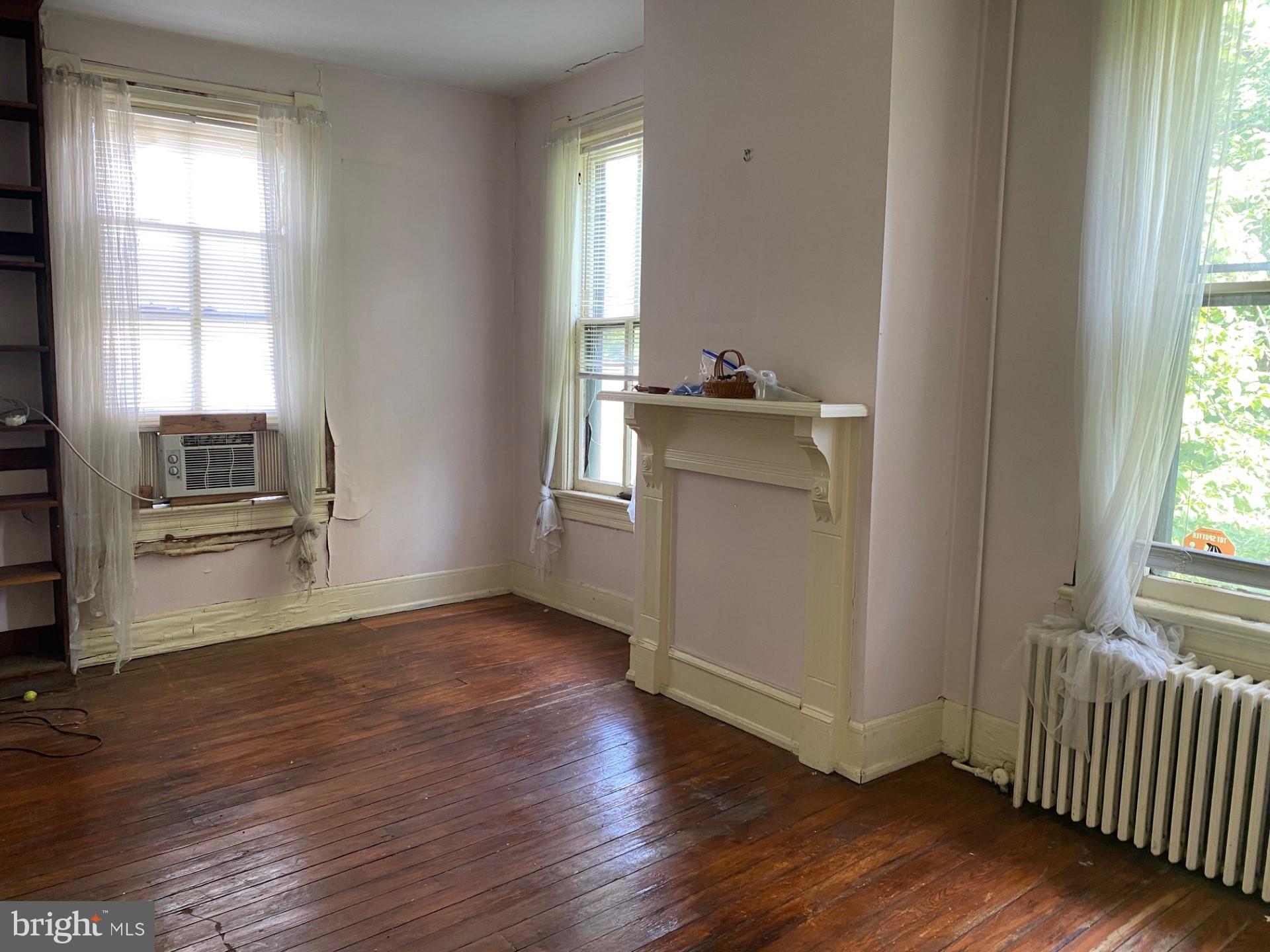 BERWYN HEIGHTS - Residential