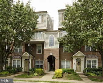 1809 KENWOOD AVENUE 301 ALEXANDRIA VA 22302
