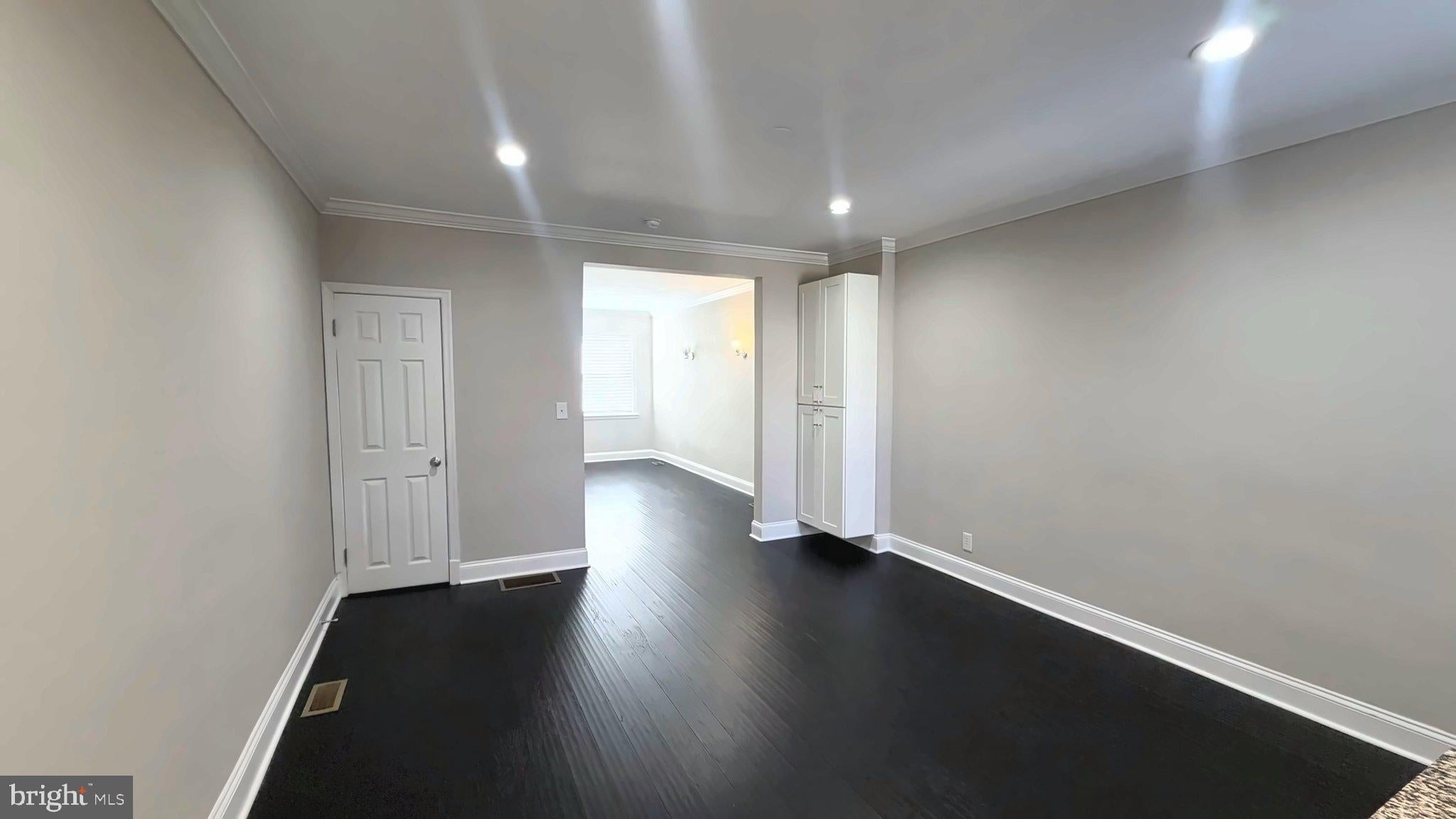 3806 COLBORNE ROAD