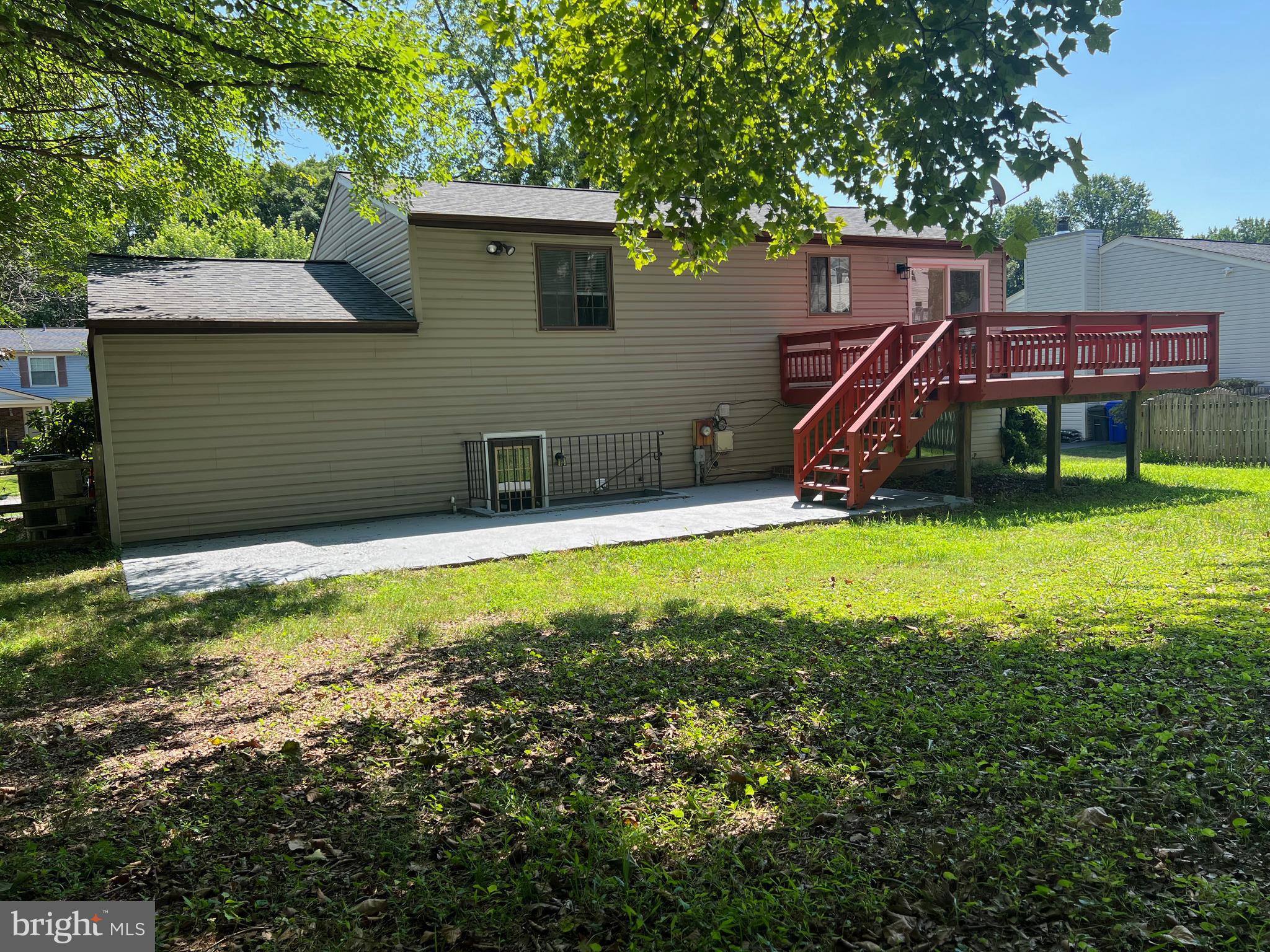 THE PLANTATIONS - Residential Lease