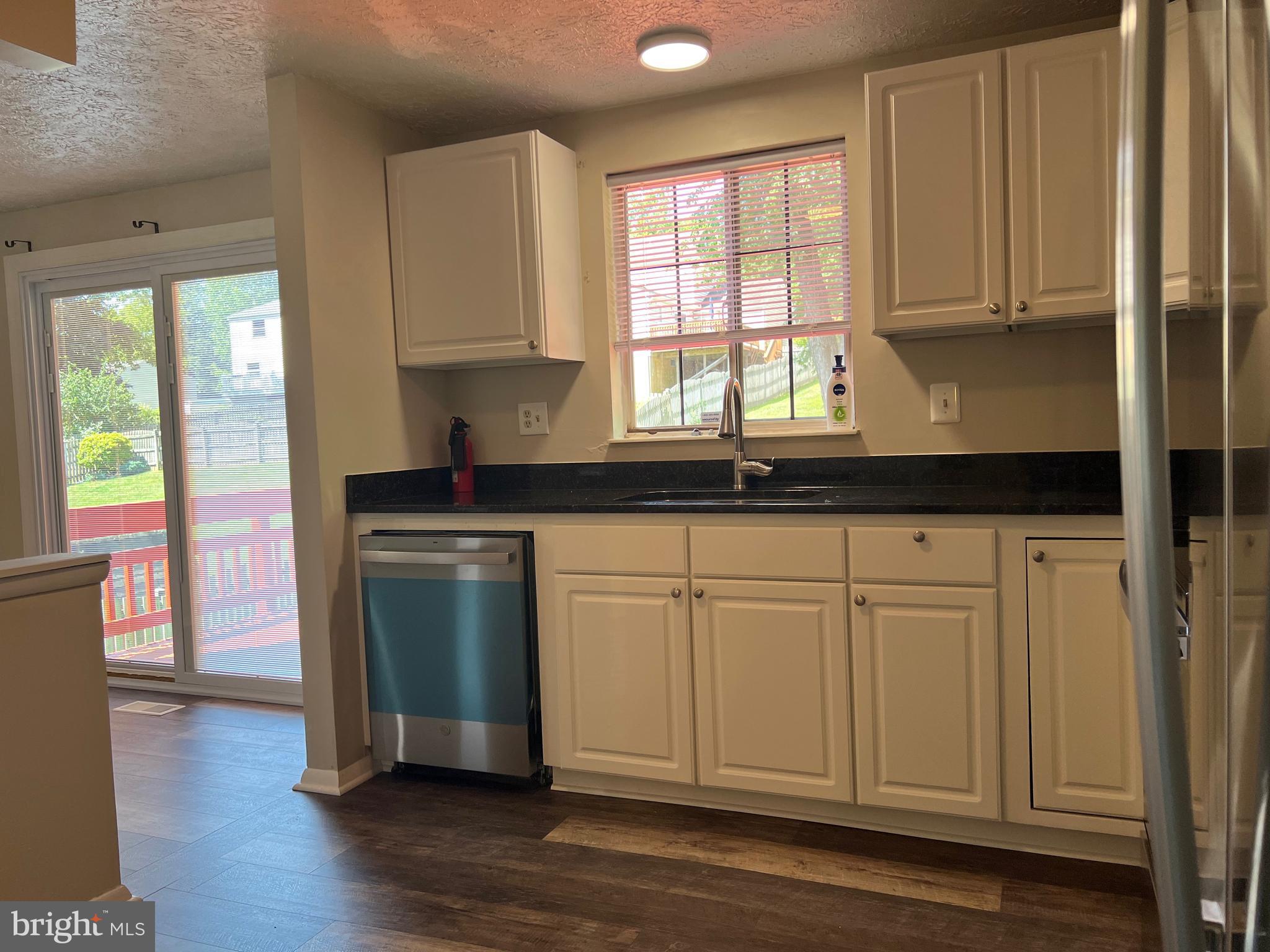 THE PLANTATIONS - Residential Lease